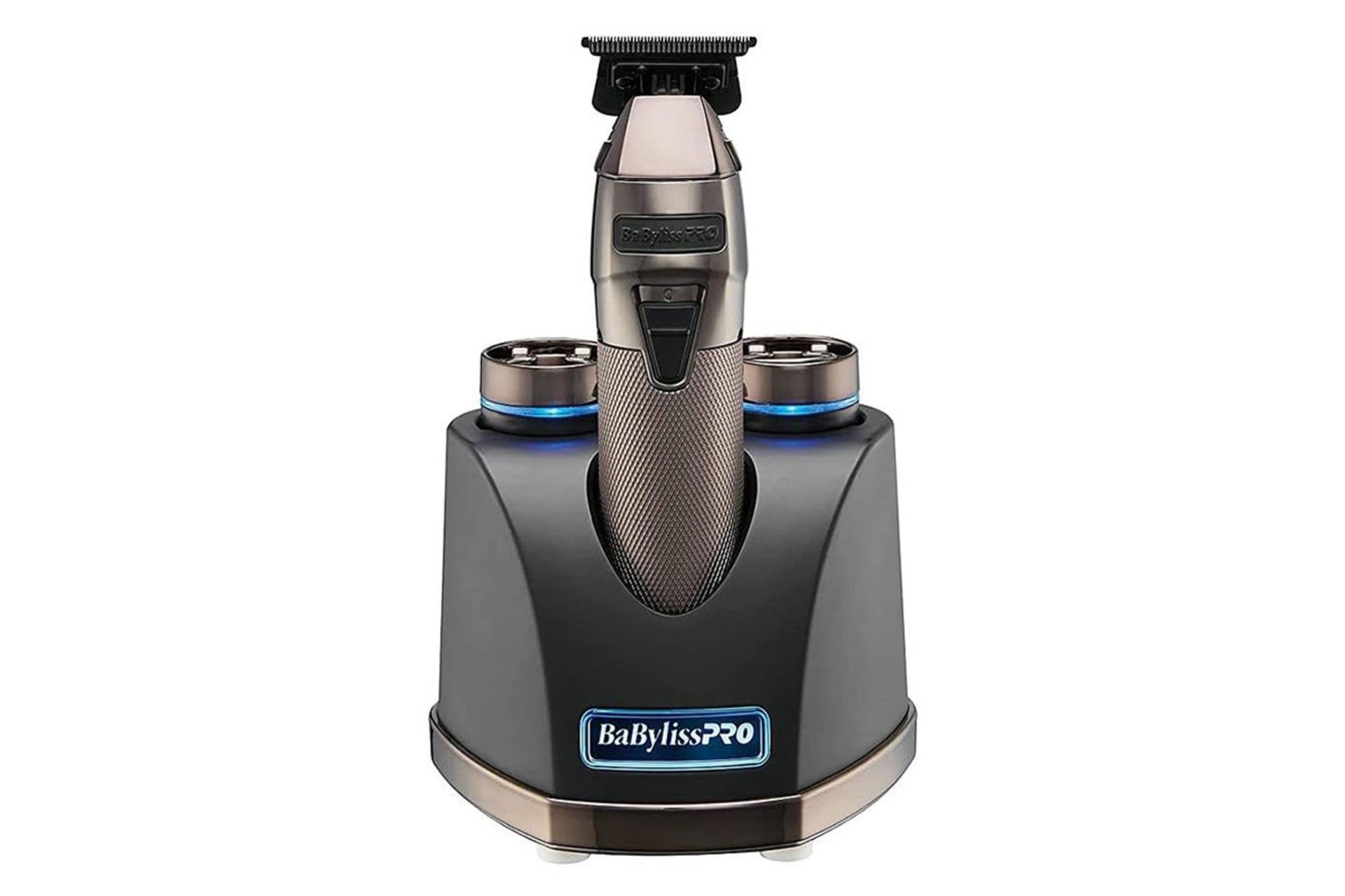 ماشین اصلاح بابیلیس پرو BabylissPRO Snap FX Skeleton Trimmer FX797E نمای جلو روی پایه شارژ