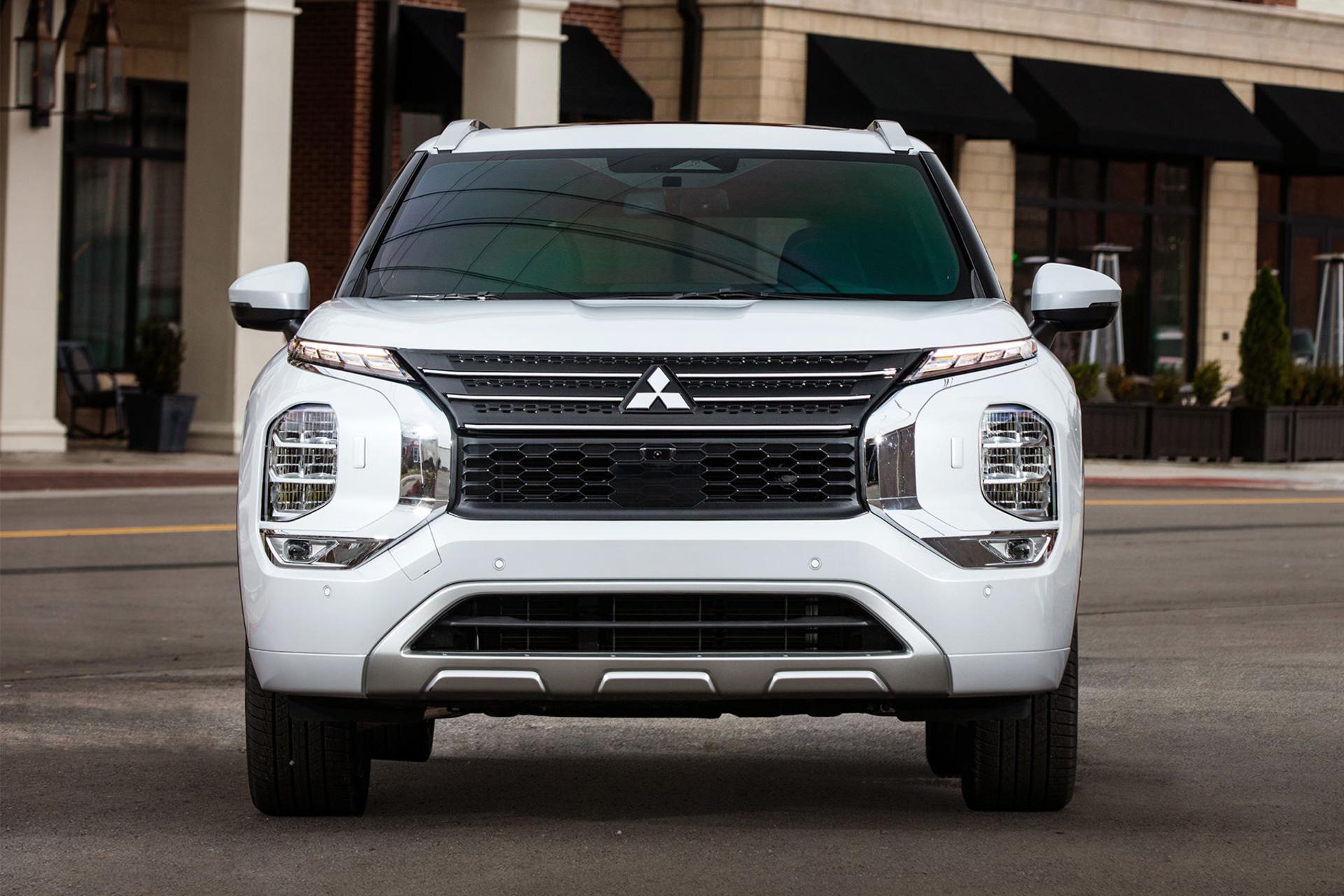 خودرو میتسوبیشی اوتلندر Mitsubishi Outlander H-Line 2024 نمای جلو