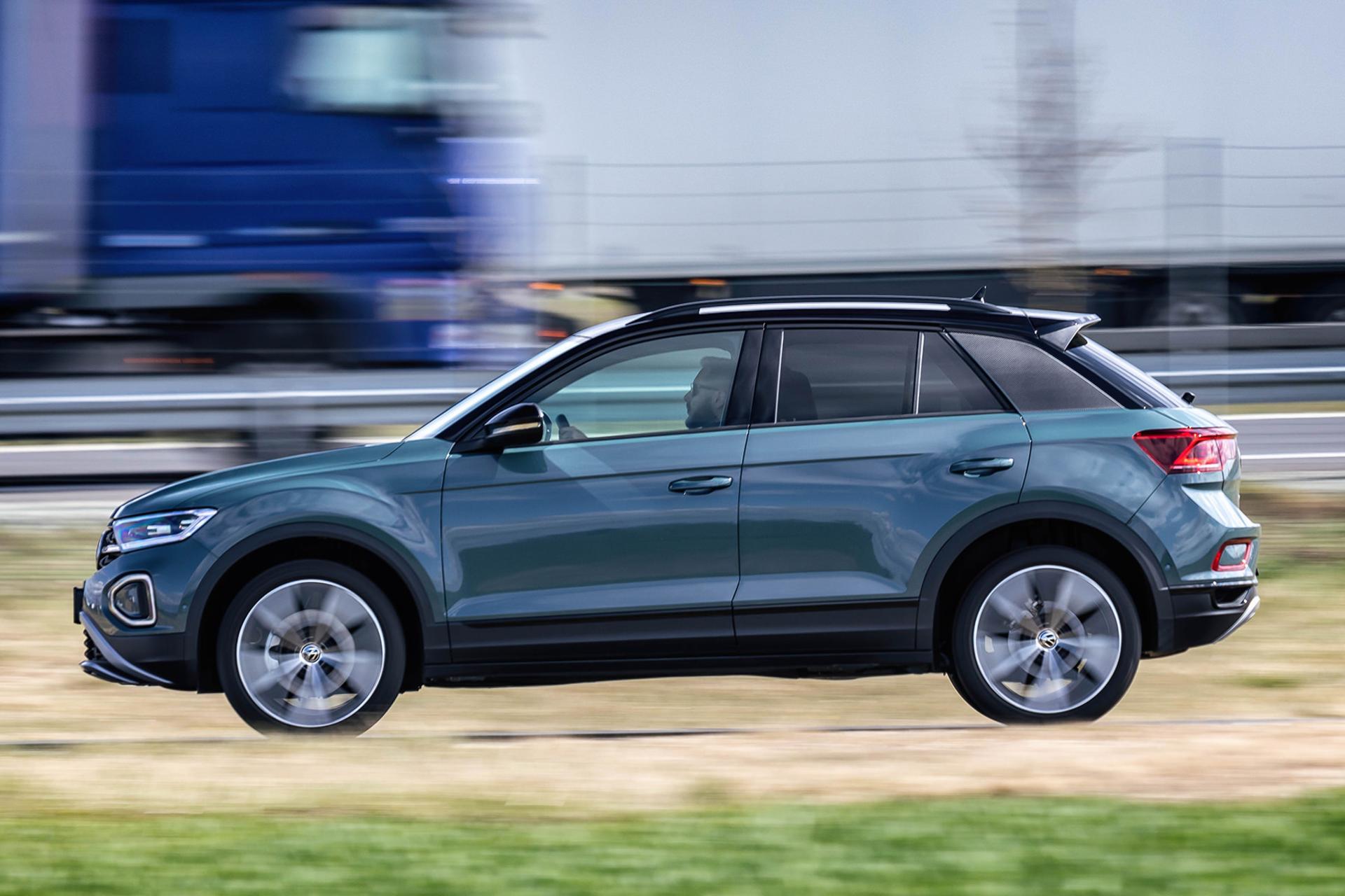 خودرو فولکس واگن تی راک Volkswagen T-Roc 2024 نمای جانبی