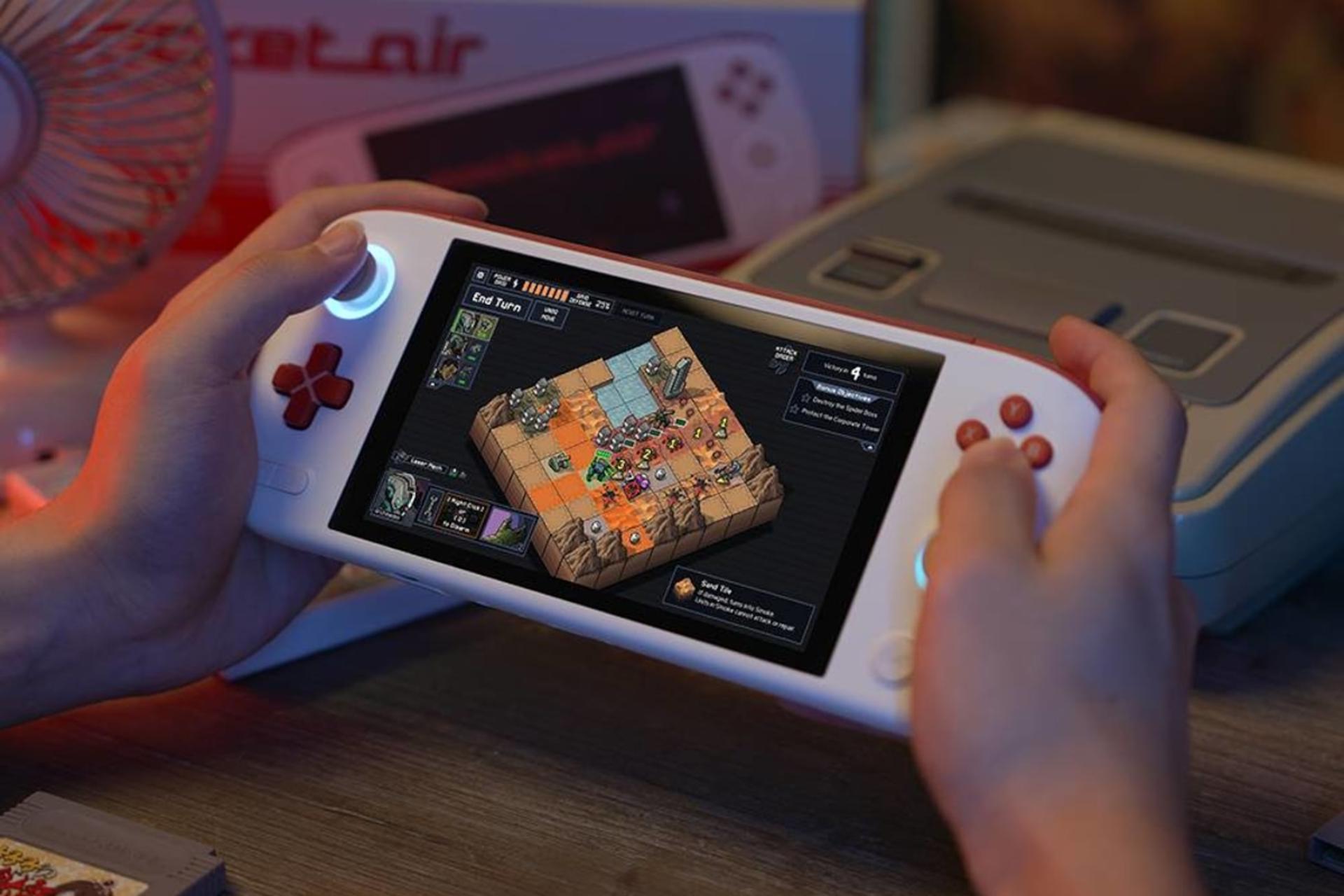 سمت راست کنسول بازی آیانئو AYANEO Pocket AIR