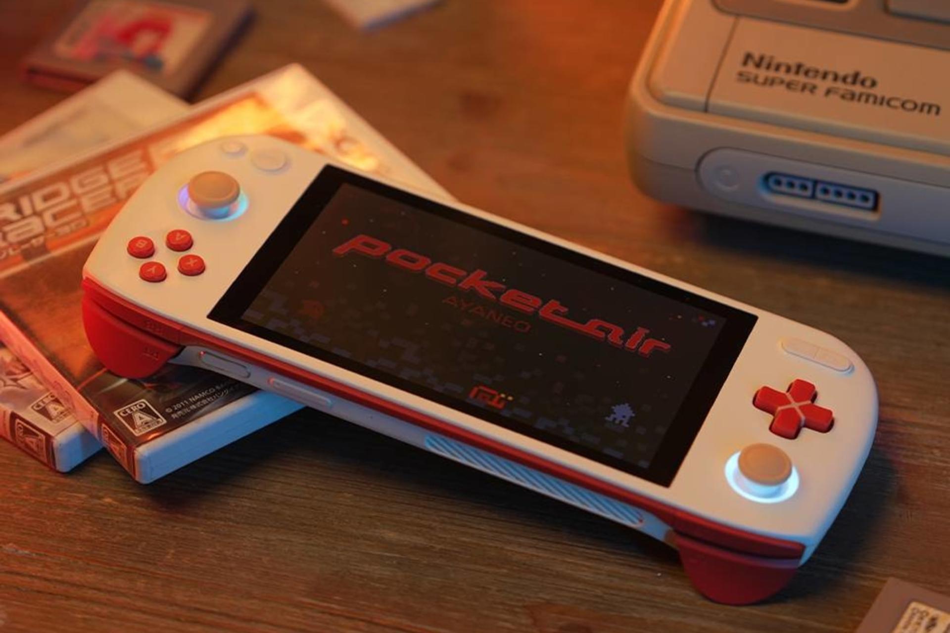 لبه بالایی کنسول بازی آیانئو AYANEO Pocket AIR
