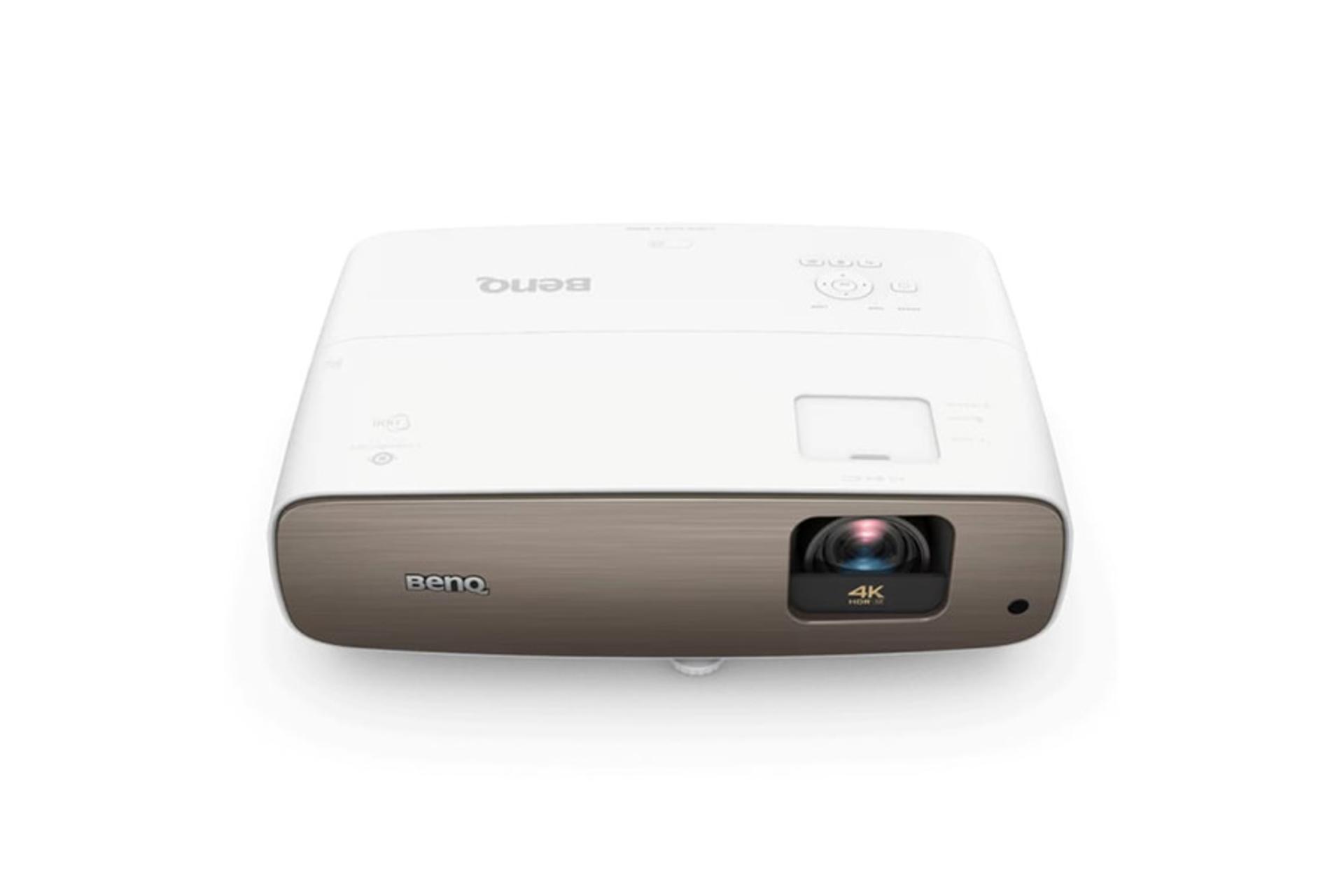 ویدیو پروژکتور بنکیو Benq HT3560 نمای جلو و بالا