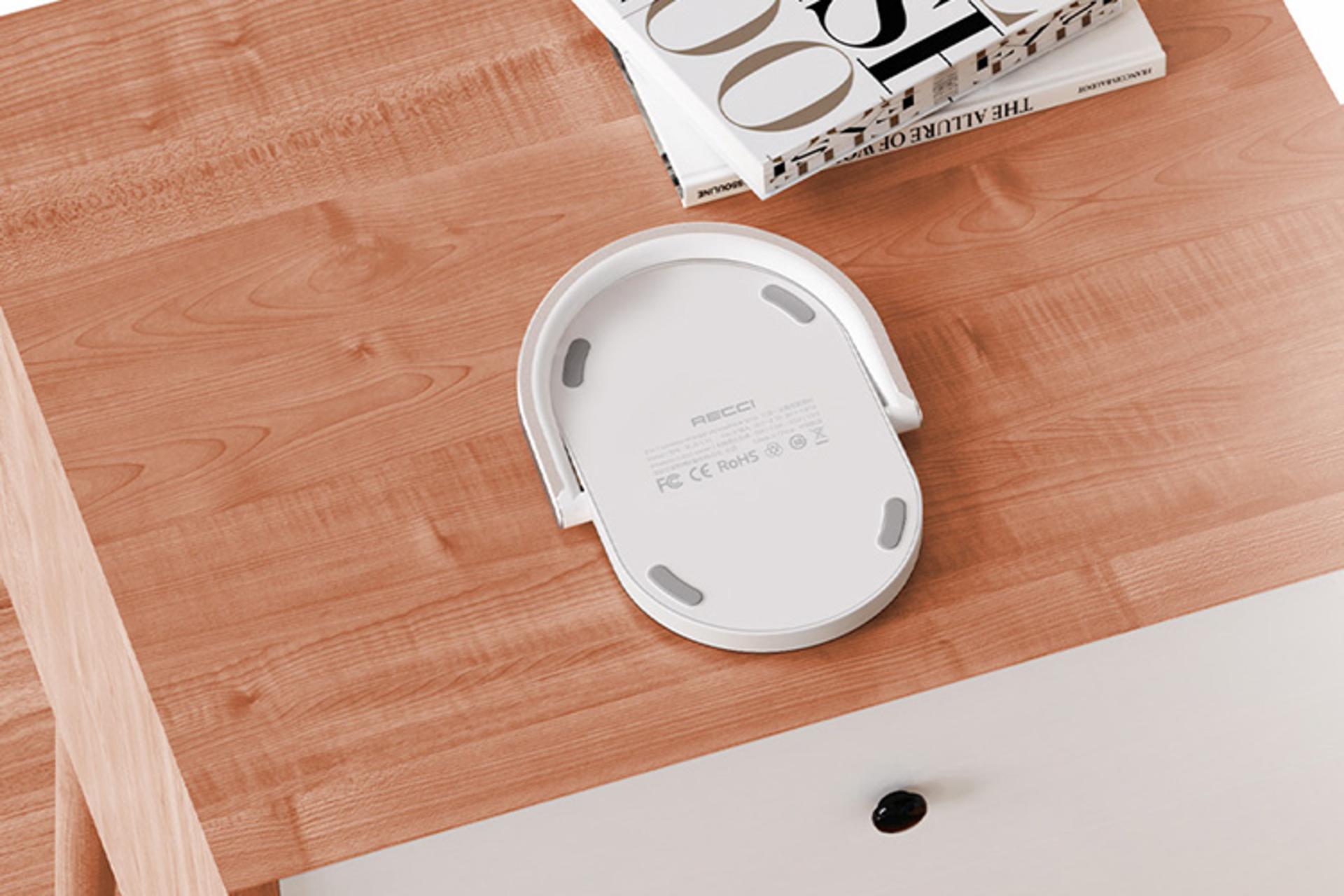 نمای پشتی شارژر رسی Recci RLS-L15