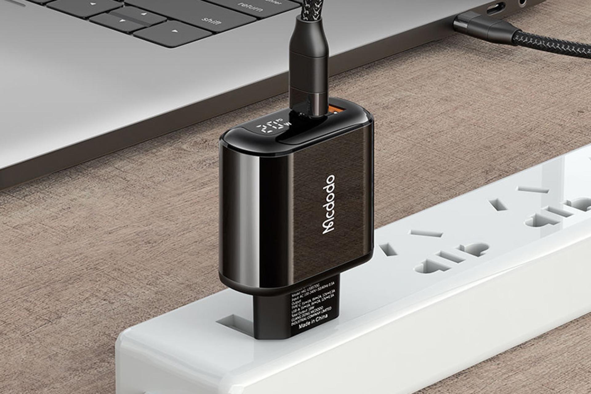 نمای درحال کار شارژر مک دودو Mcdodo CH-717