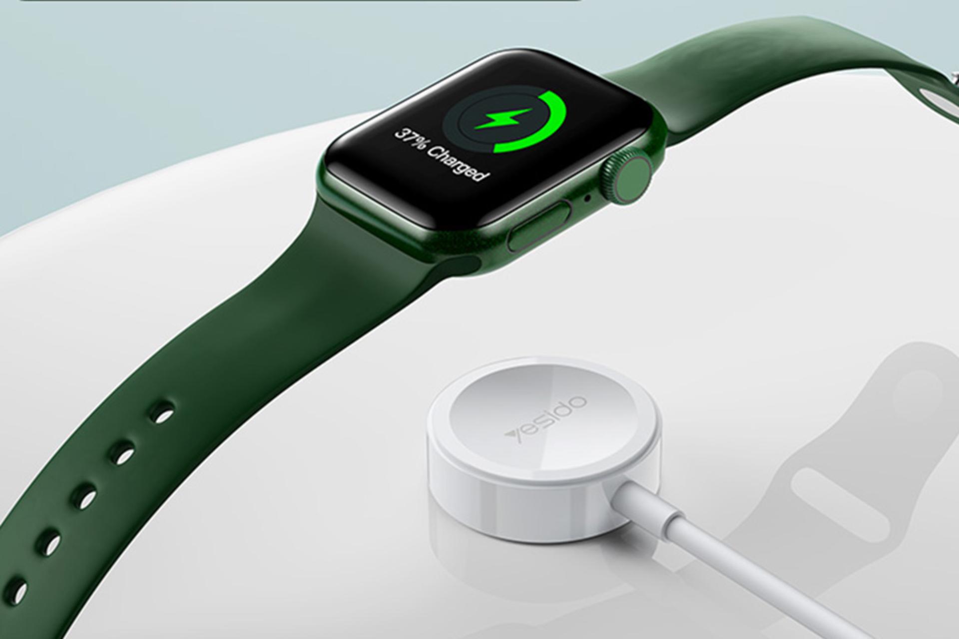 ابعاد شارژر یسیدو Yesido CA112 With Type-C Cable در کنار ساعت هوشمند