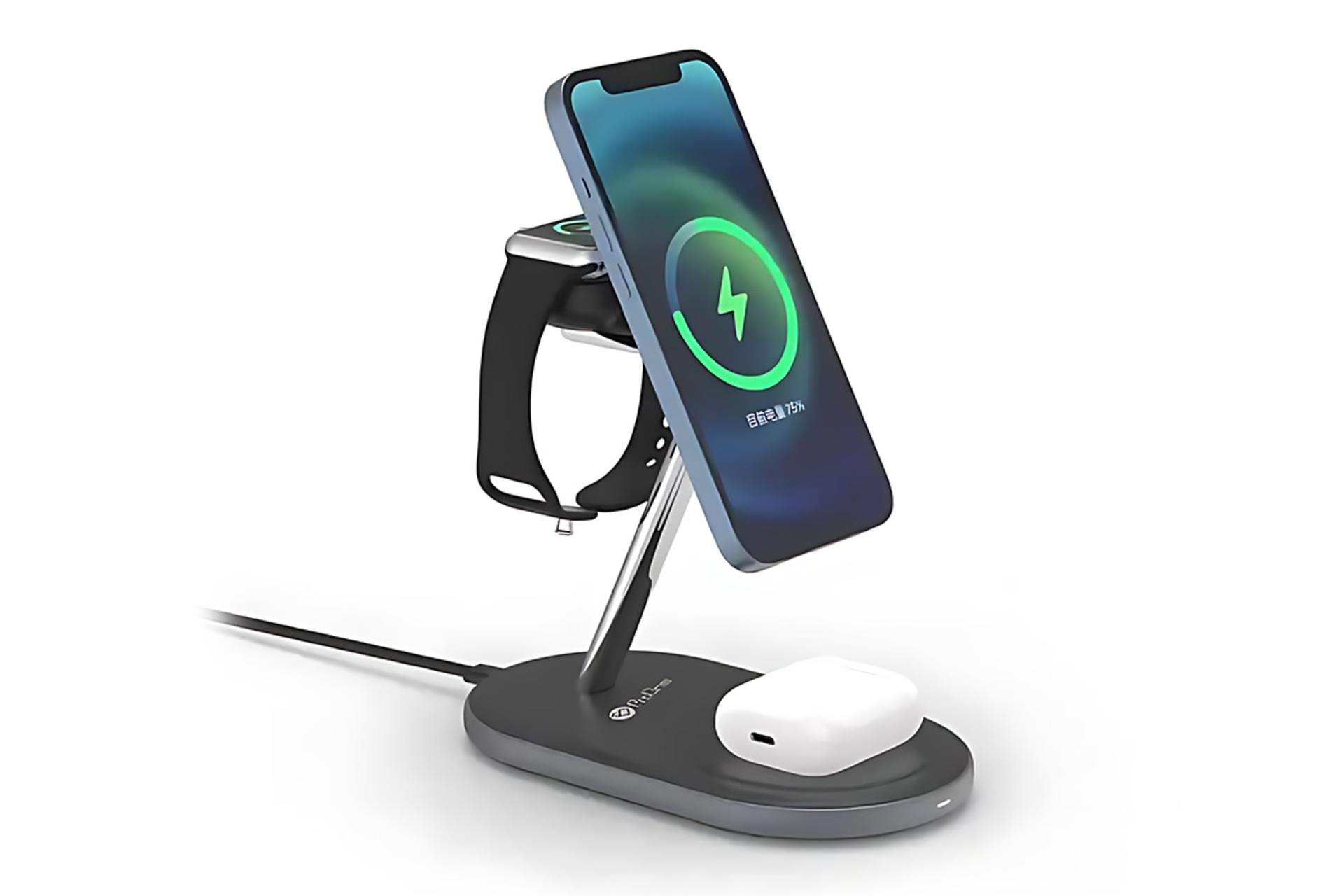 نمای درحال کار شارژر پرو وان ProOne PWL810 With Type-C Cable