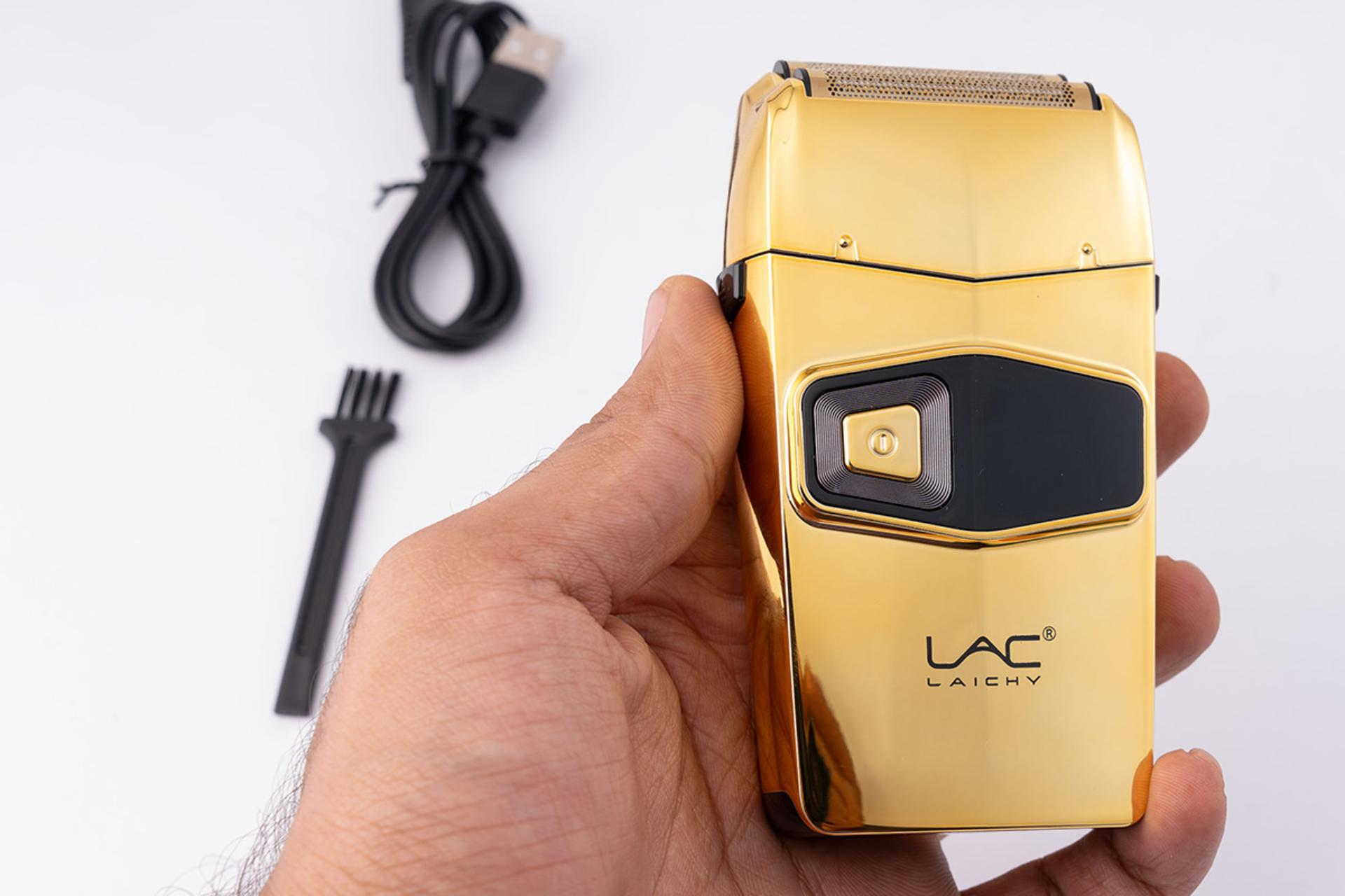 ماشین اصلاح و ریش تراش لایچی LAC LAICHY L-801 نمای در دست