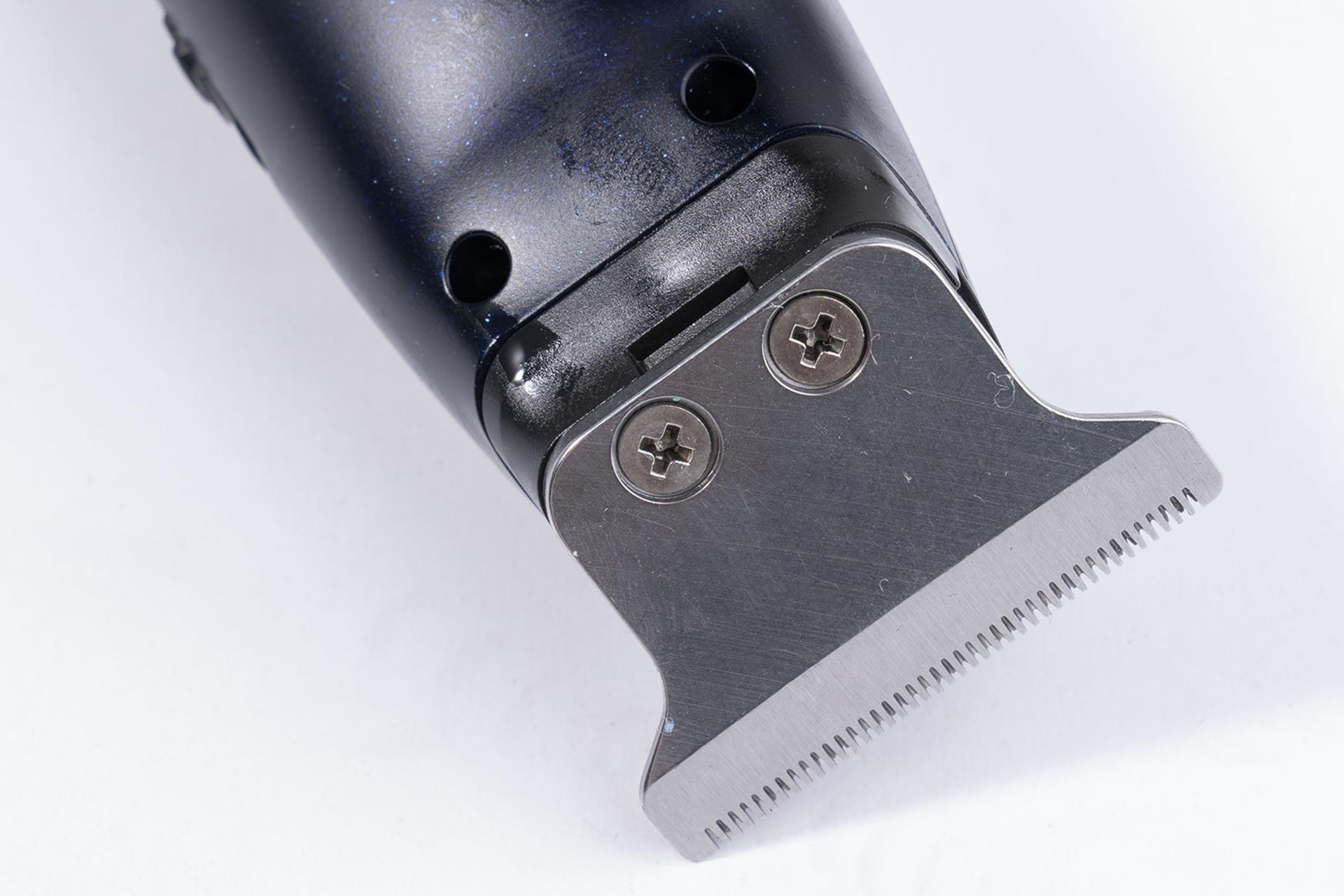 ماشین اصلاح و ریش تراش لایچی LAC LAICHY L-956 نمای زیر تیغه