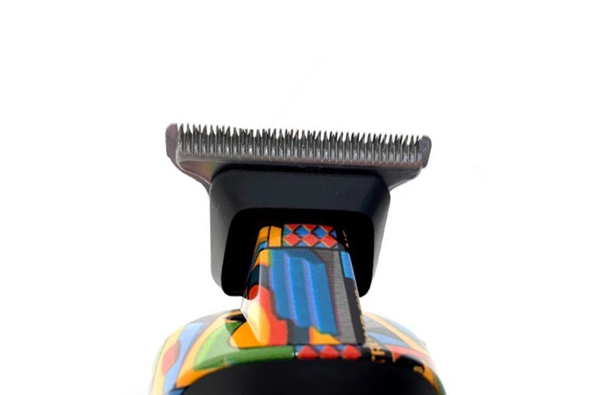 ماشین اصلاح و ریش تراش کیمی Kemei KM-MAX5090 نمای تیغه