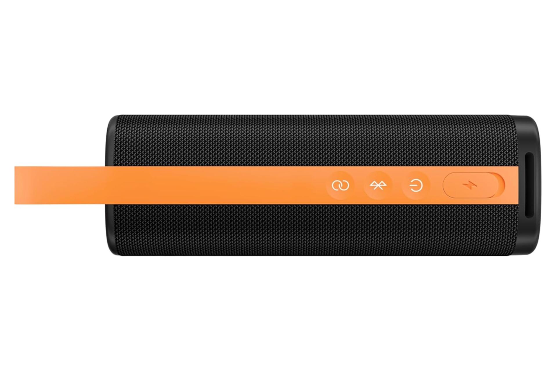 نمای بالا و دکمه های اسپیکر شیائومی Sound Outdoor