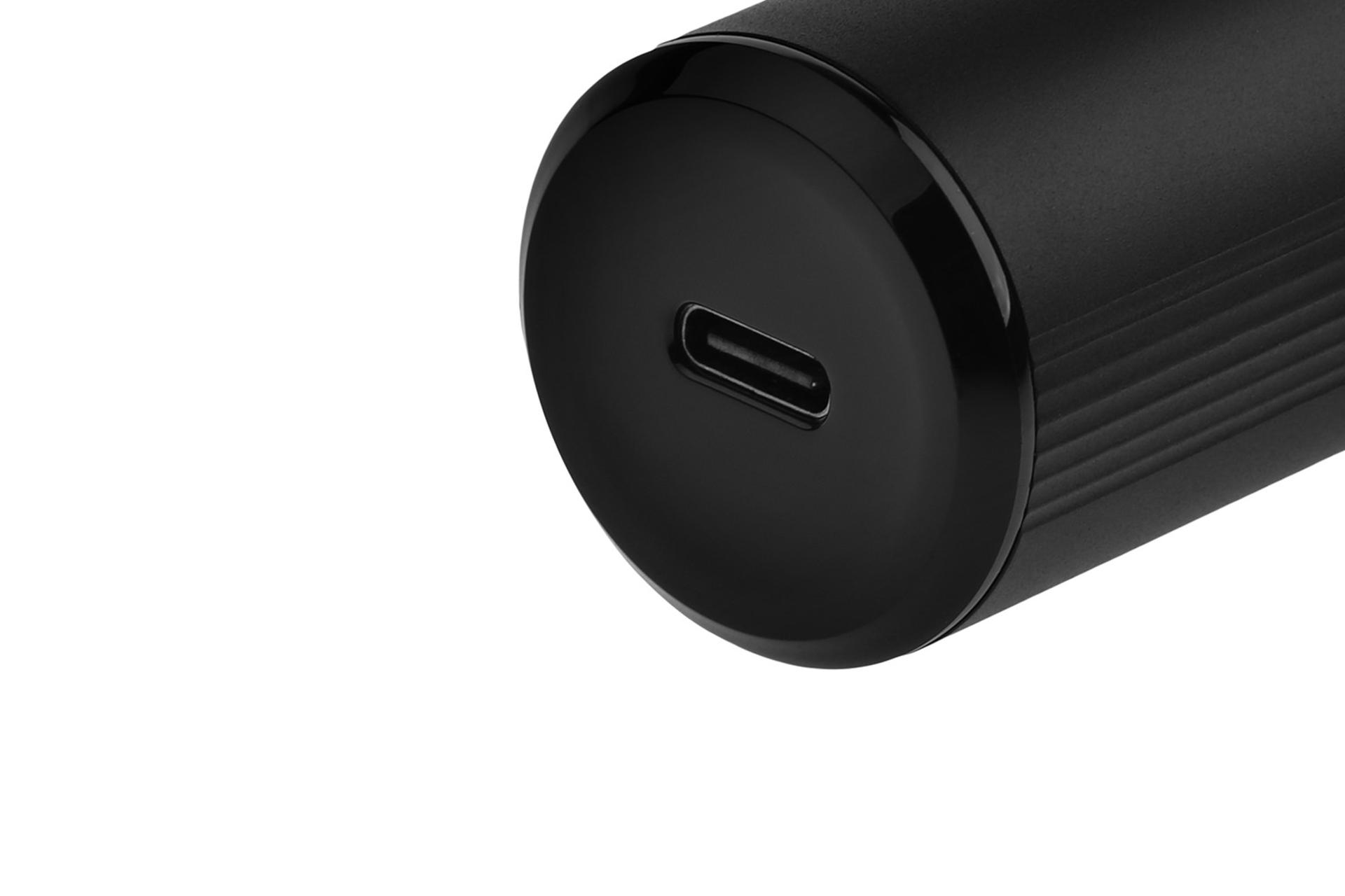 ماشین اصلاح و ریش تراش پرینسلی Princely PR471AT نمای درگاه شارژ