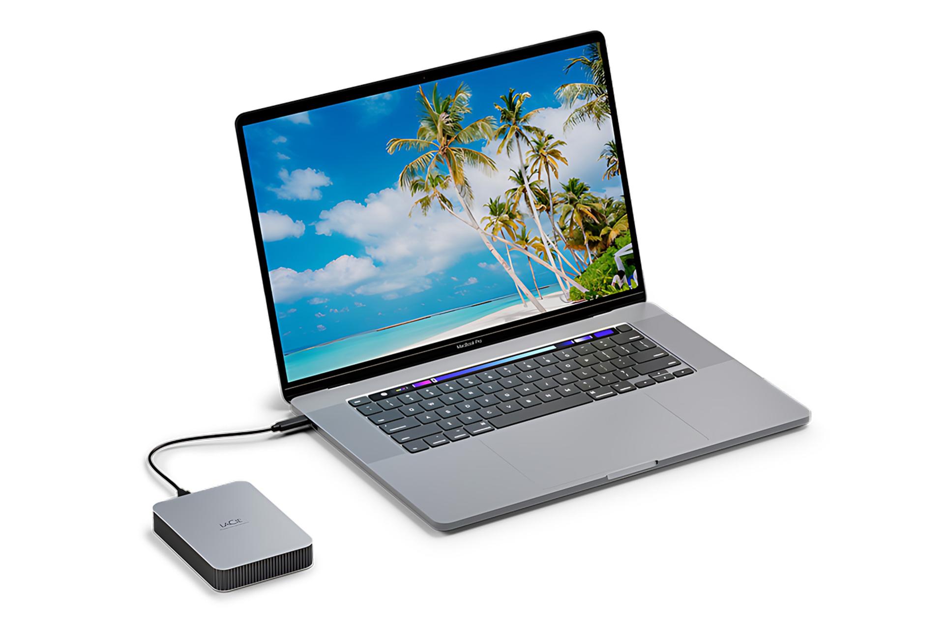 نمای درحال کار هارد دیسک لسی LaCie Mobile Drive 2.5 Inch 5TB