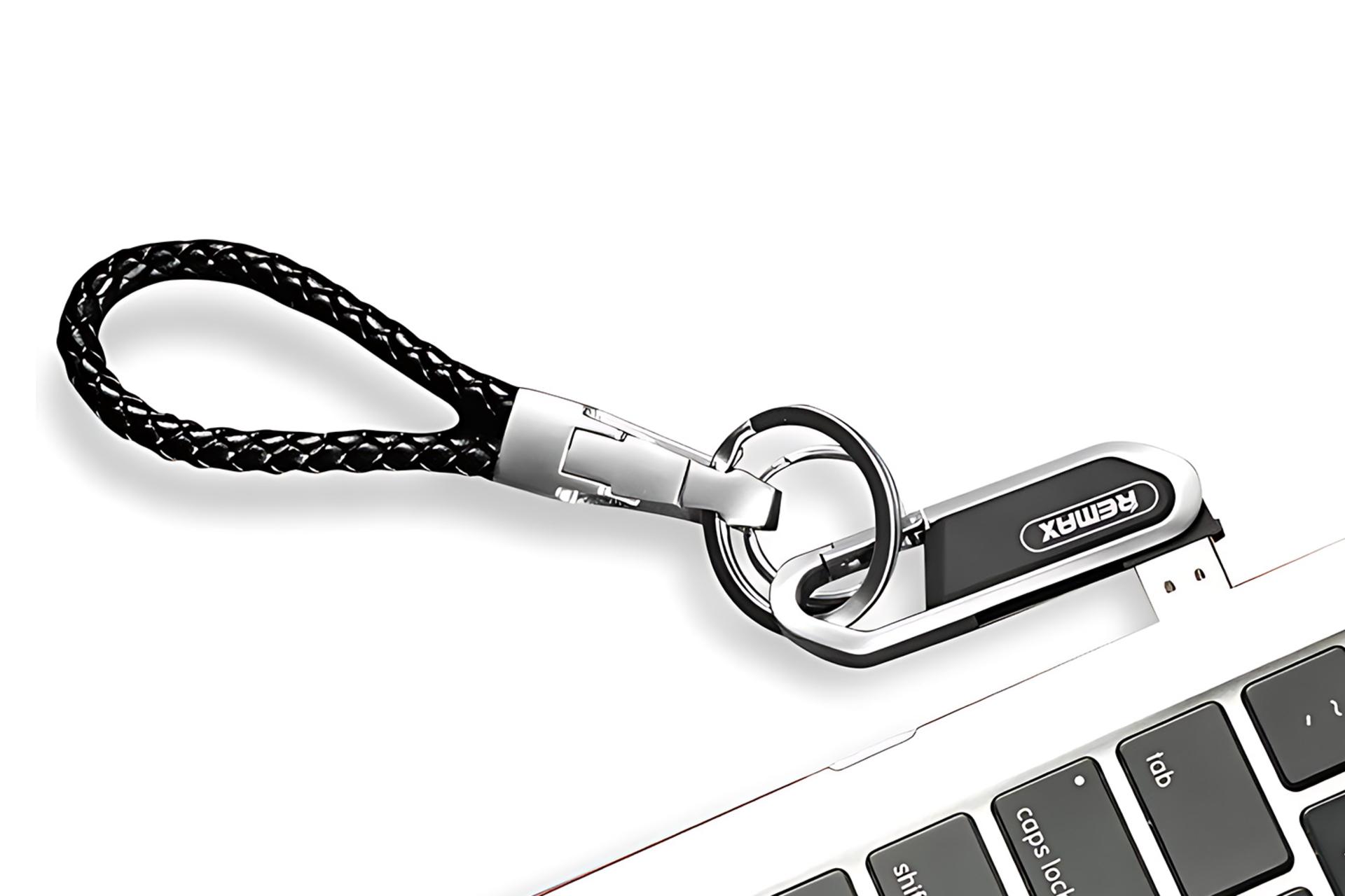 نمای درحال کار فلش مموری ریمکس Remax RX-801 64GB USB 2.0