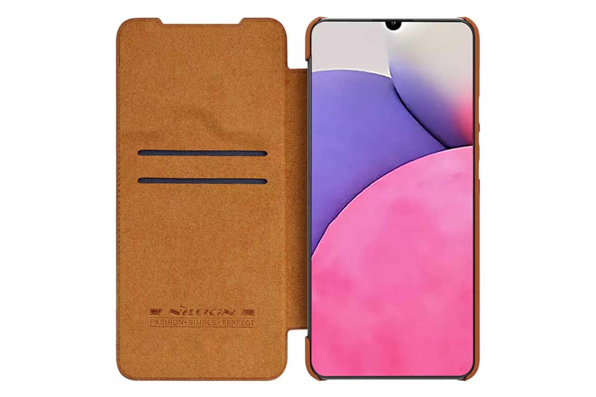 نمای بالای کیف کلاسوری نیلکین مدل Qin Leather مناسب سامسونگ Galaxy A33 5G رنگ قهوه‌ای
