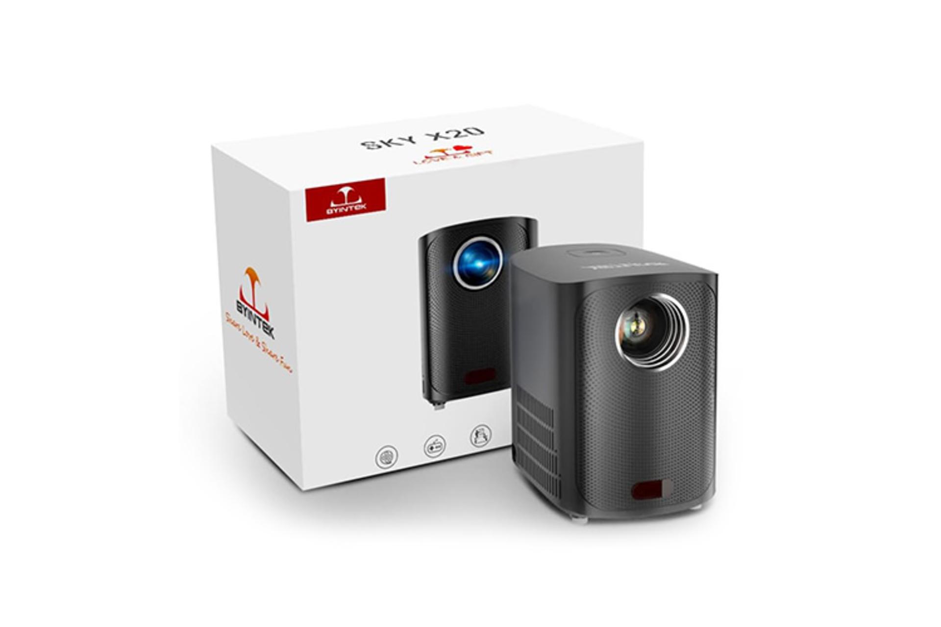ویدیو پروژکتور بینتک BYINTEK X20 جعبه و بسته بندی