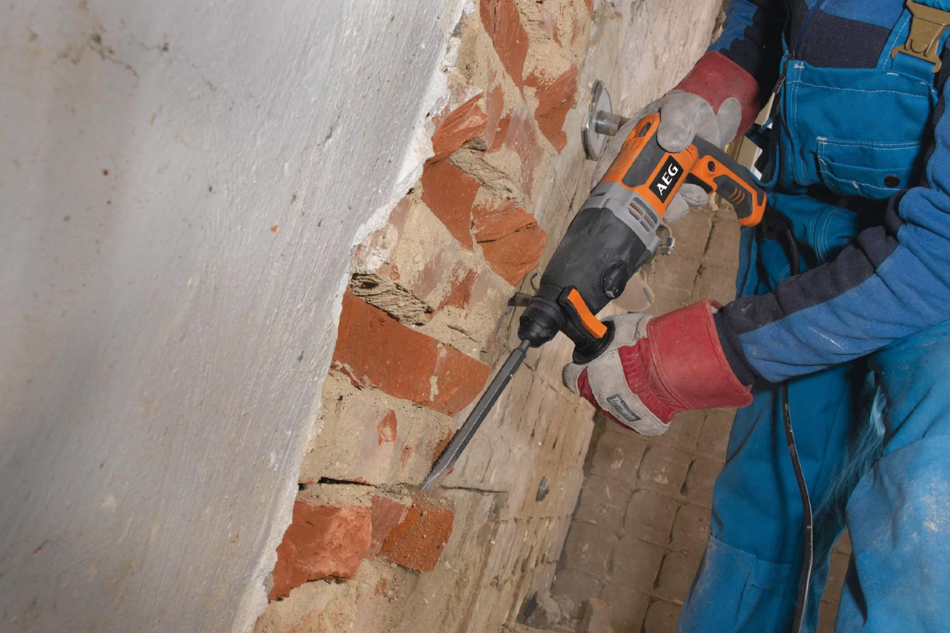 قدرت و توان دریل بتن کن برقی آ ا گ KH 26E