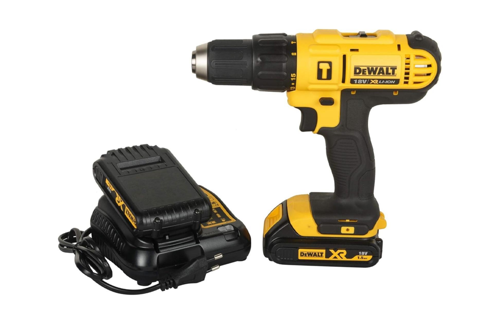 اقلام همراه دریل گیربکسی شارژی دیوالت DCD776S2