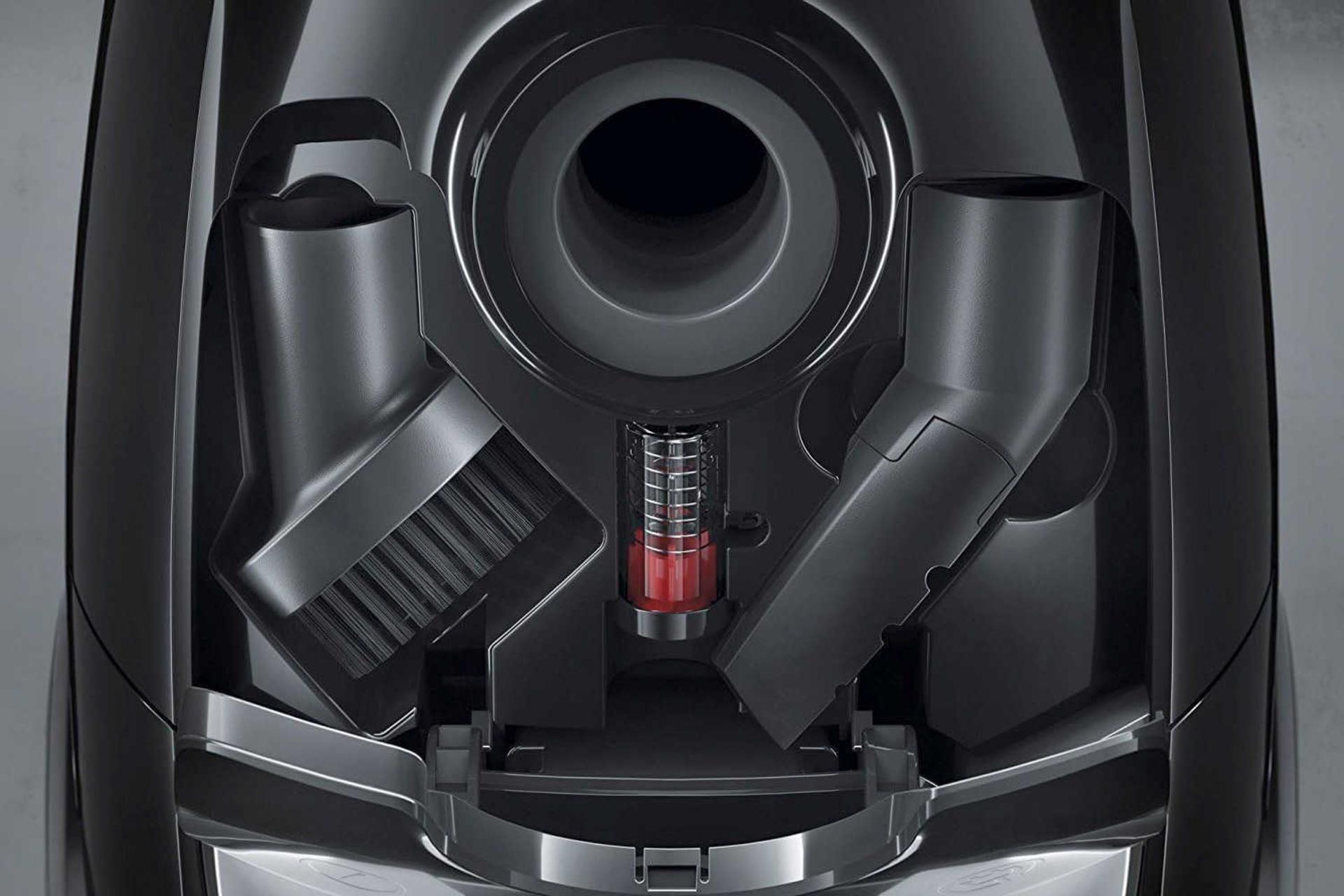 نمای داخل جاروبرقی آ ا گ VX4-1-GM-T