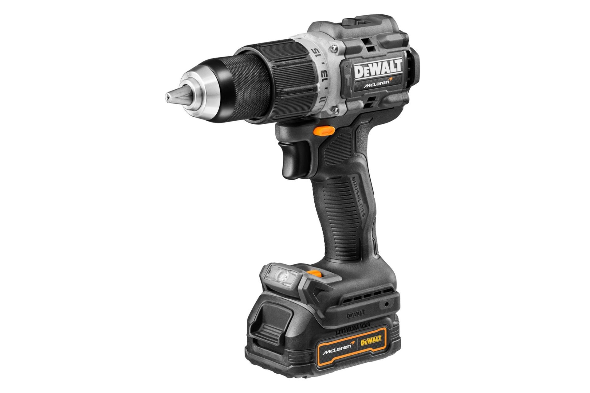 ابعاد و اندازه دریل چکشی شارژی دیوالت DCD85ME2GT-QW
