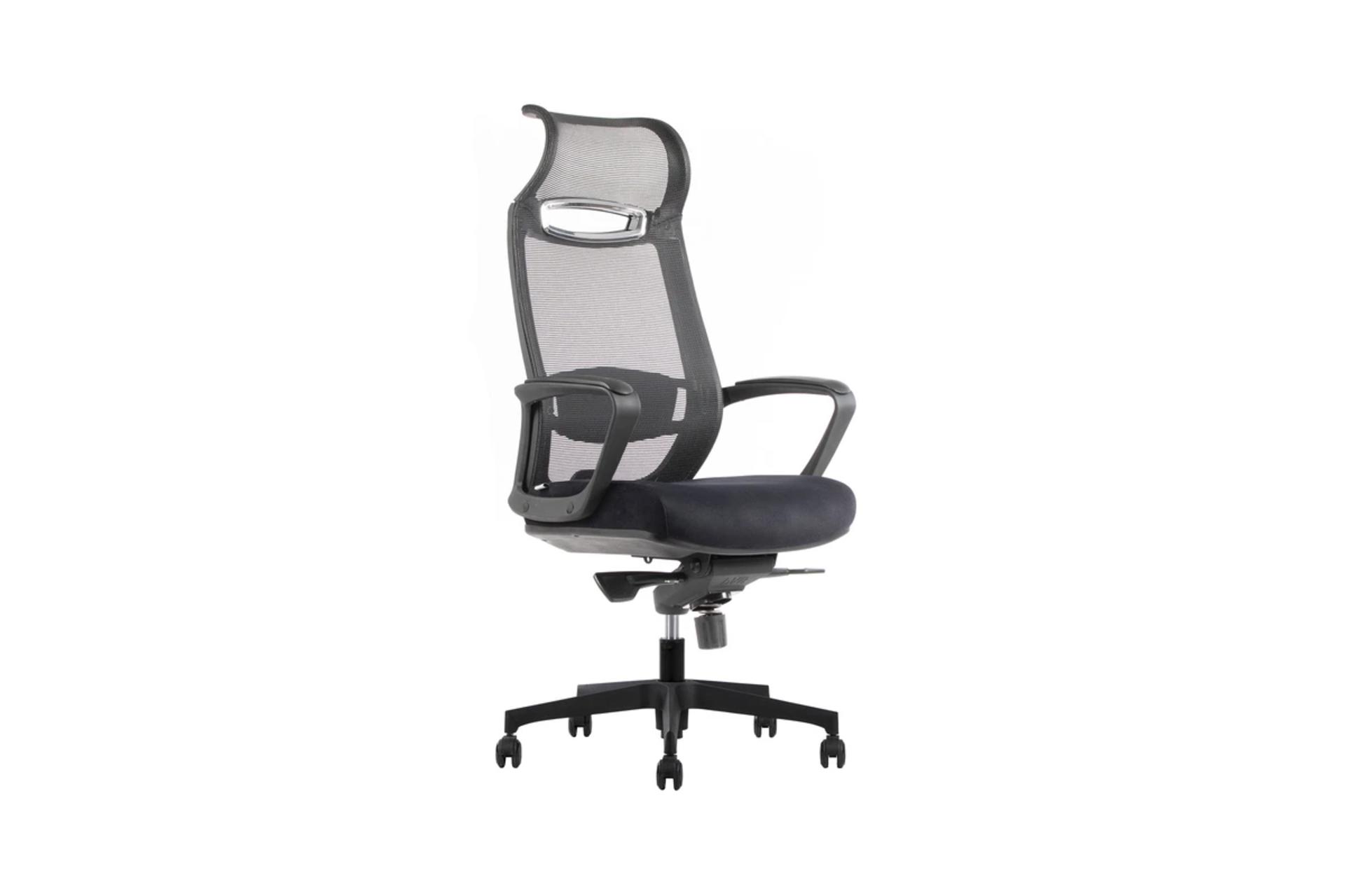 ابعاد و اندازه صندلی اداری لیو I91S