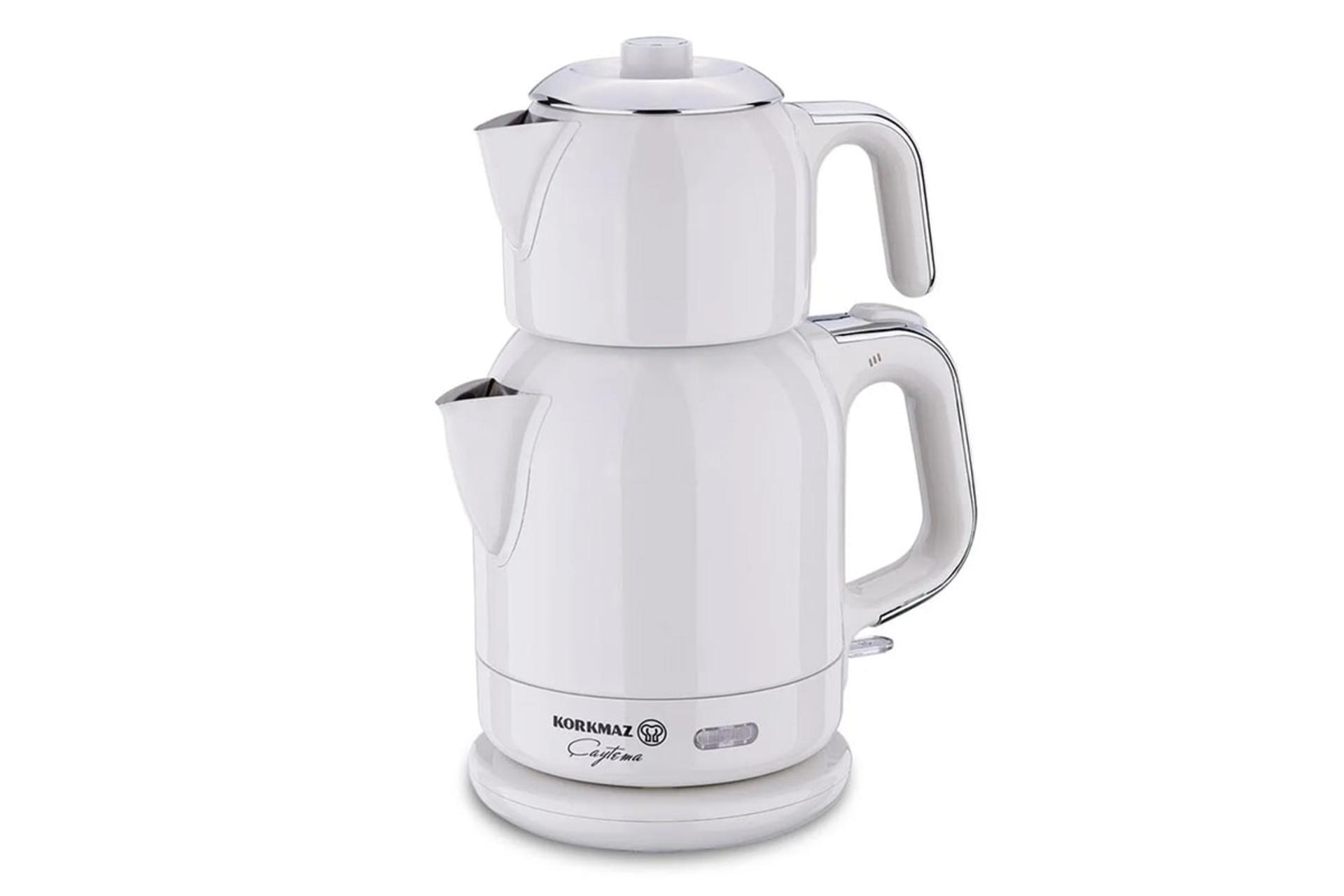 نمای کلی چای ساز کرکماز A331 با نمایش قوری و کتری رنگ سفید