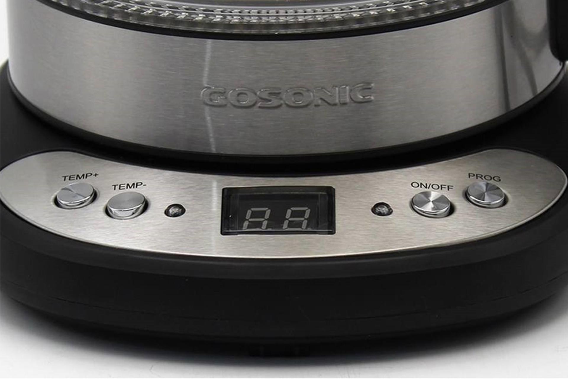 نمای نزدیک دکمه‌های چای ساز گوسونیک GST-768