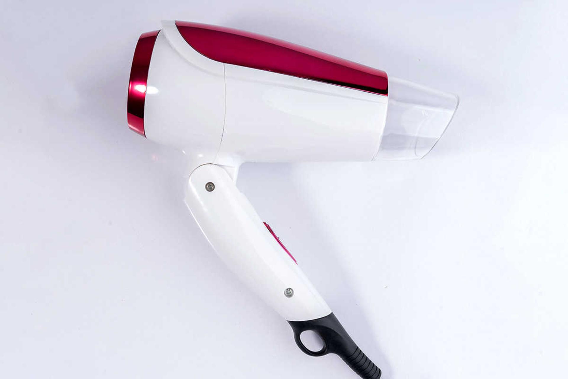 نمای سمت چپ سشوار رومئو RM-5959