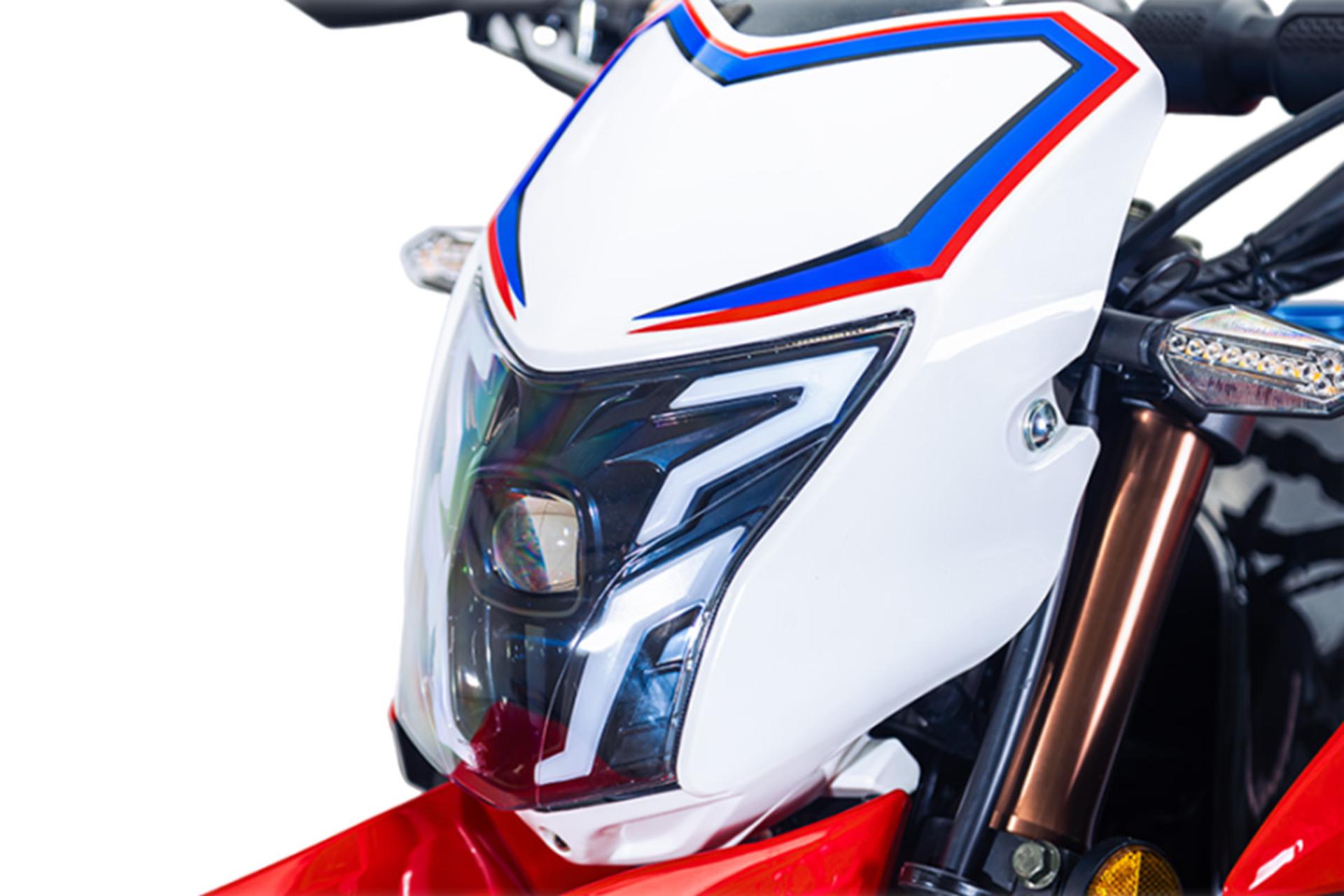 موتورسیکلت همتاز موتور فلات تریل Hamtaz Motor FALAT XR 250 نمای چراغ جلو