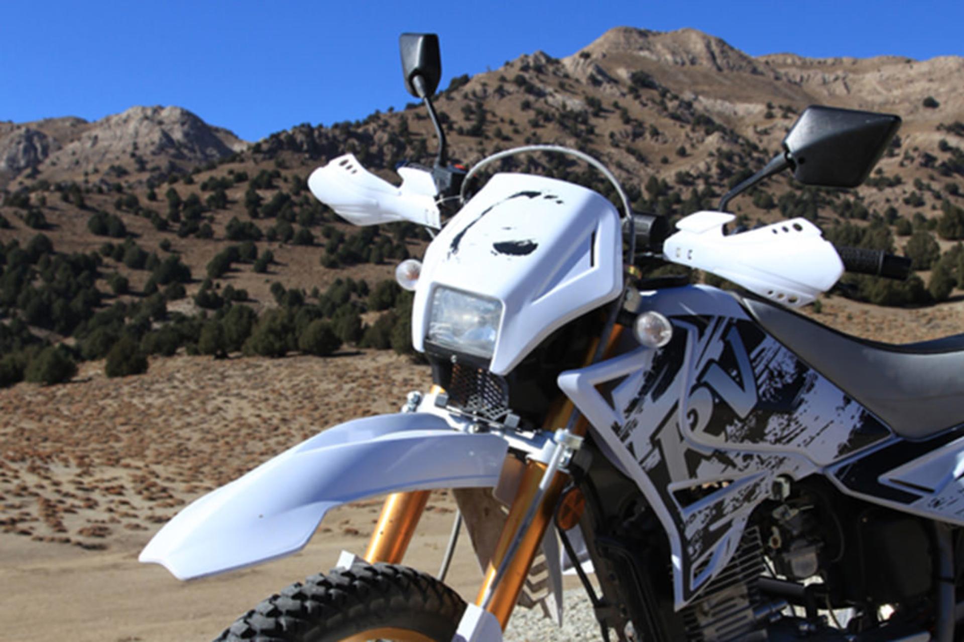 موتورسیکلت روان سیکلت Ravan Cyclet QM-200 نمای چراغ جلو
