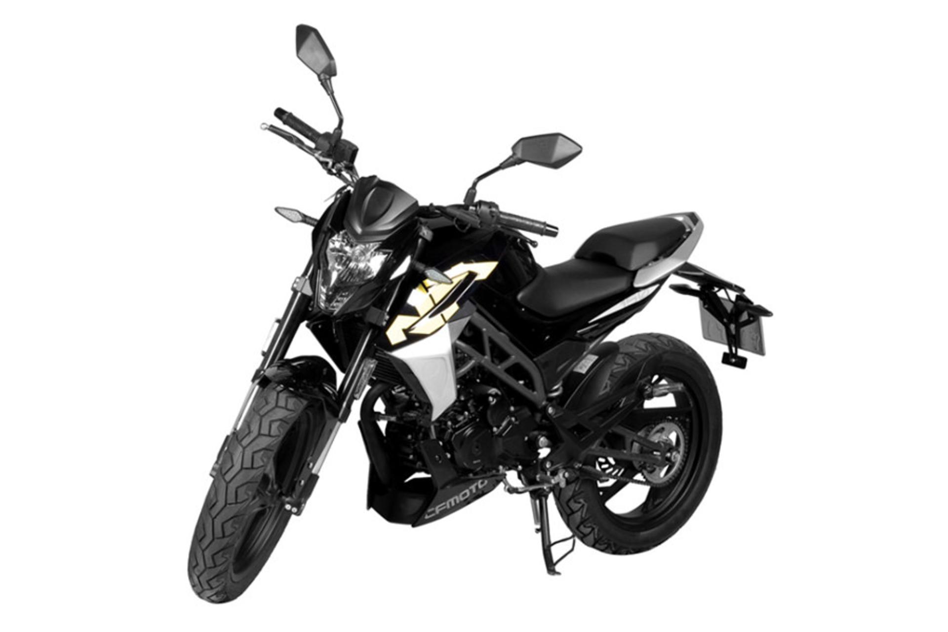 مرجع متخصصين ايران موتورسيكلت سي اف موتو CF MOTO 150NK نماي جلو و جانبي