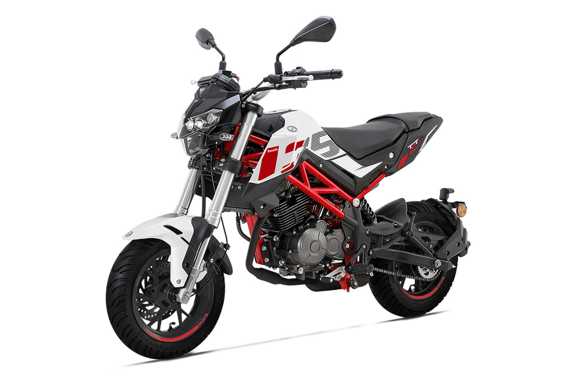 مرجع متخصصين ايران موتورسيكلت بنلي Benelli TNT 135 رنگ سفيد