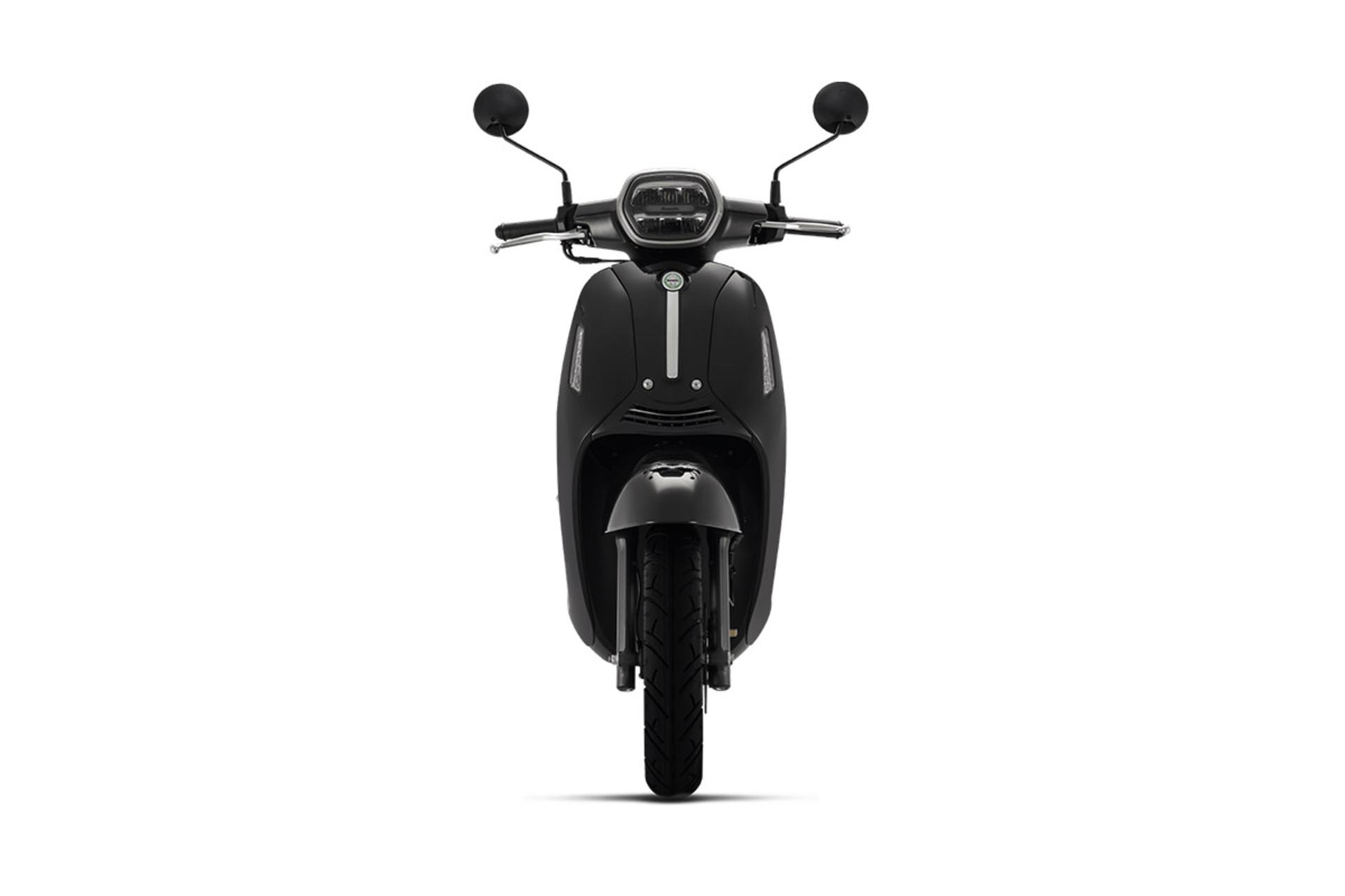 موتورسیکلت بنلی Benelli Panarea125 نمای جلو