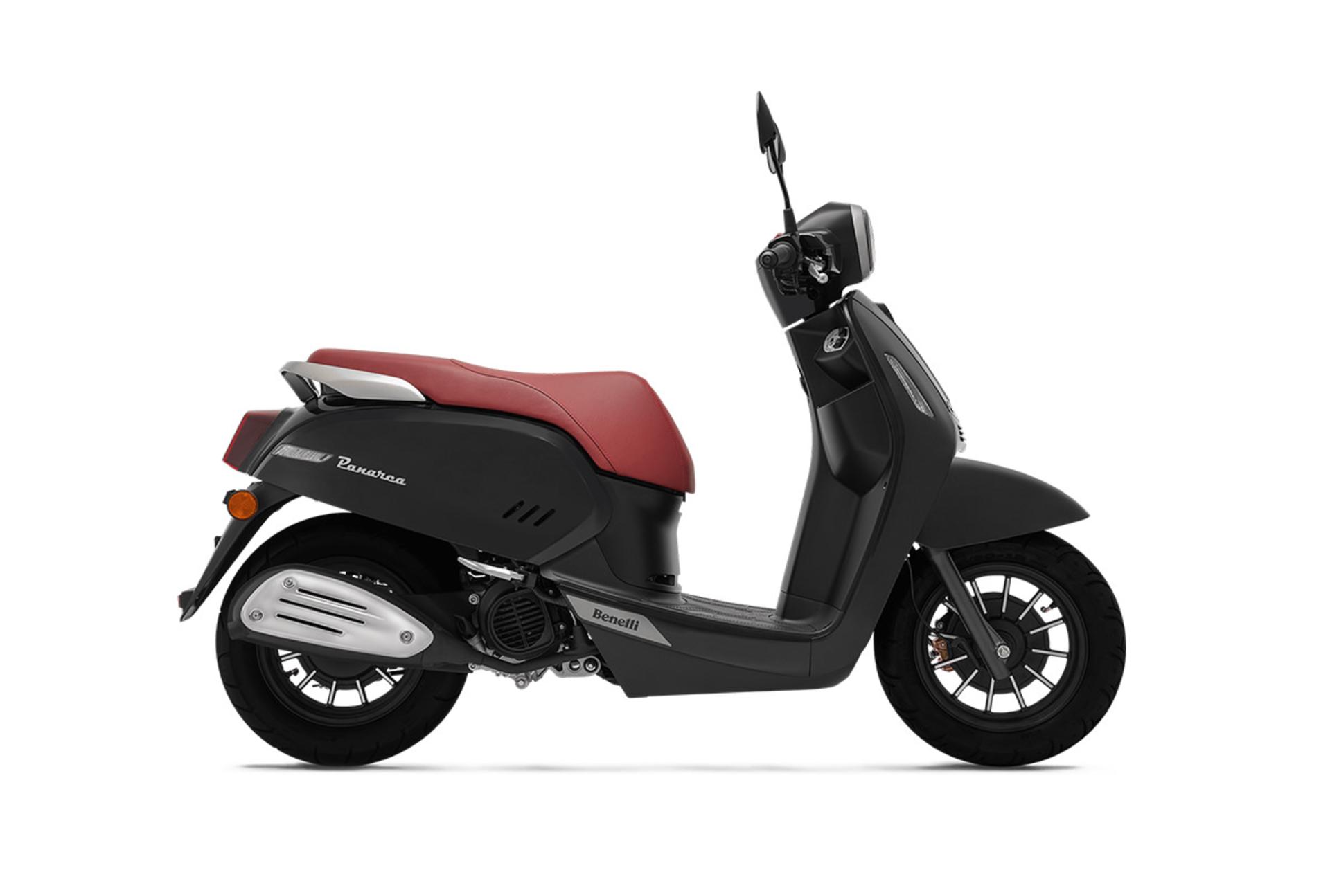 موتورسیکلت بنلی Benelli Panarea125 نمای جانبی راست