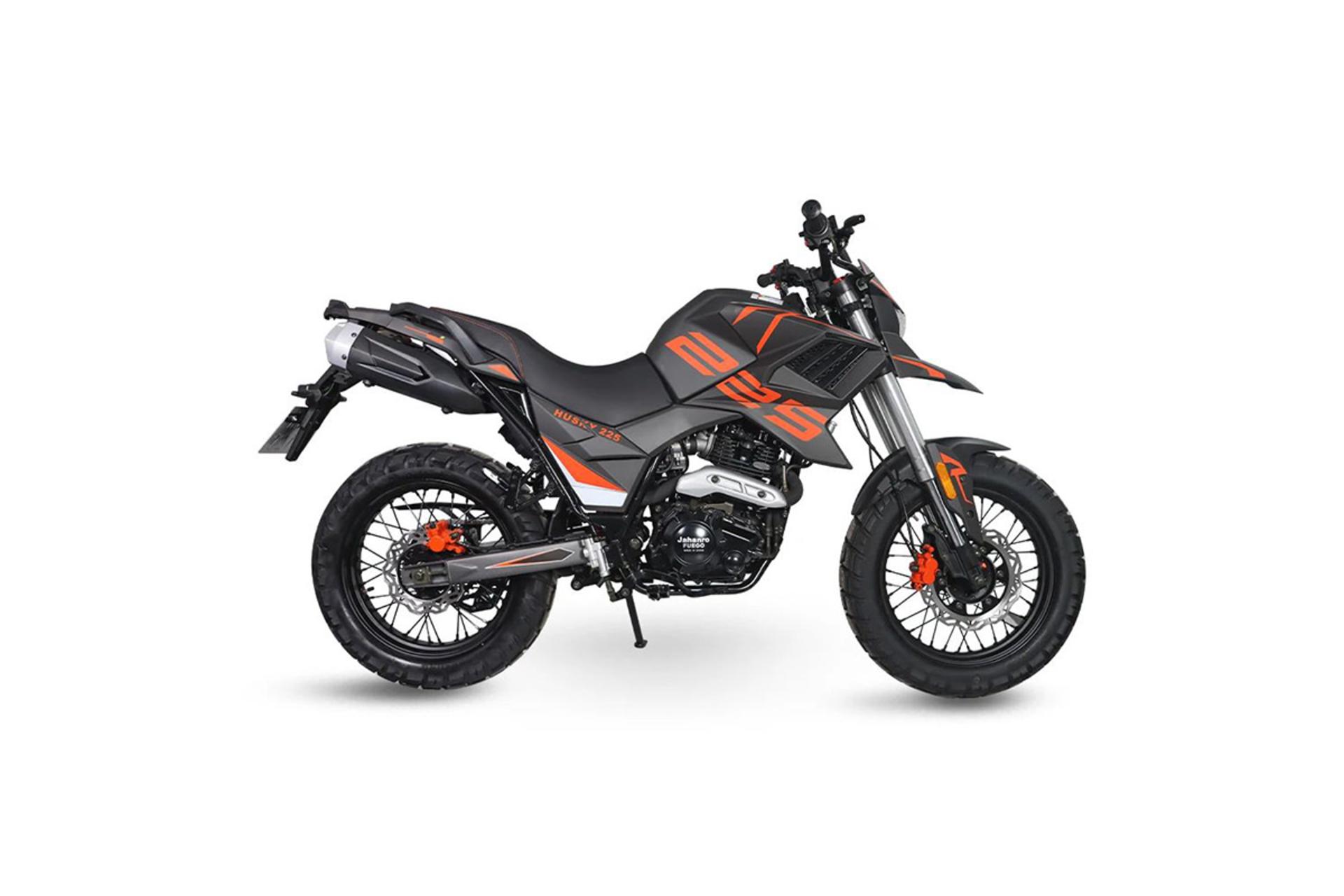موتور سیکلت جهان رو هاسکی Jahanro Husky 225 نمای جانبی راست