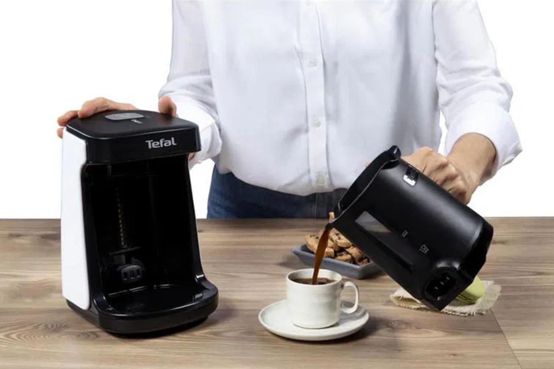 مرجع متخصصين ايران قهوه ساز تفال Tefal CM8111TR قوري در دست