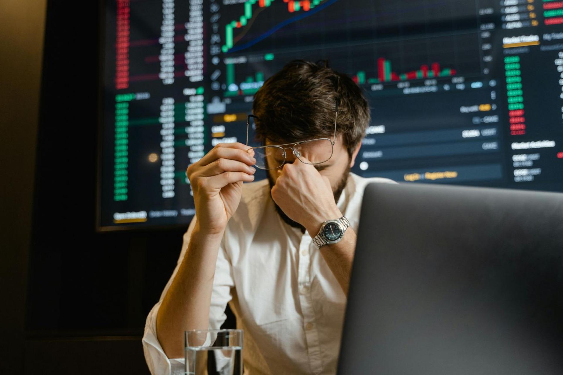 تحلیل رفتار سرمایه گذاران در نقاط حساس بازار از نگاه صرافی تبدیل