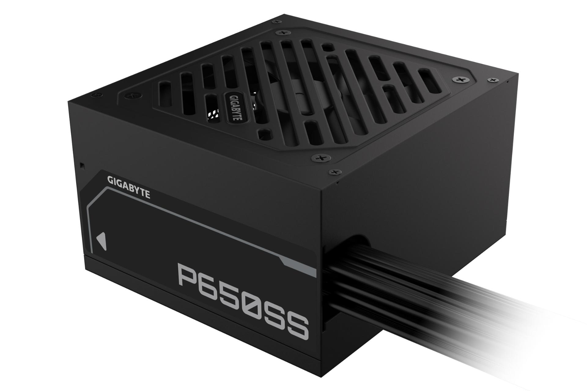 مرجع متخصصين ايران نماي نيمرخ پاور كامپيوتر گيگابايت P650SS با توان 650 وات با نمايش پنل پشت و كابل‌ها