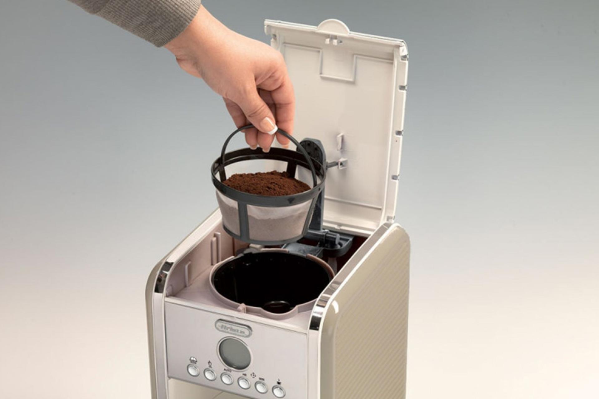 قهوه ساز آریته Ariete 1342 درپوش باز و صافی با قهوه