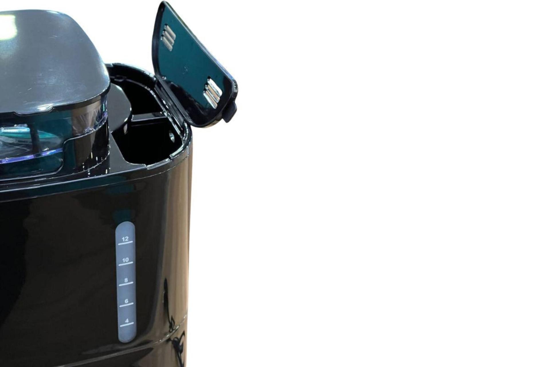 قهوه ساز تکنو Techno TE-825 نمای مخزن آب