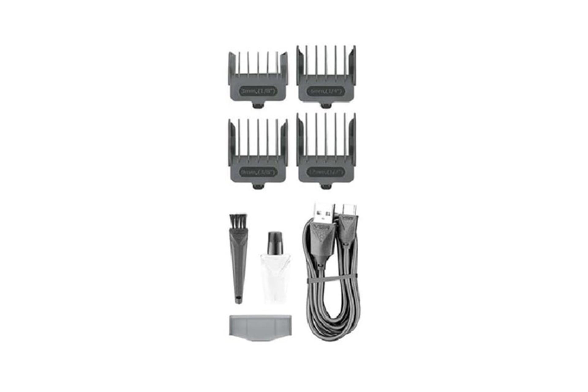 ماشین اصلاح و ریش تراش وی جی آر VGR V-699 نمای شانه ها و لوازم همراه