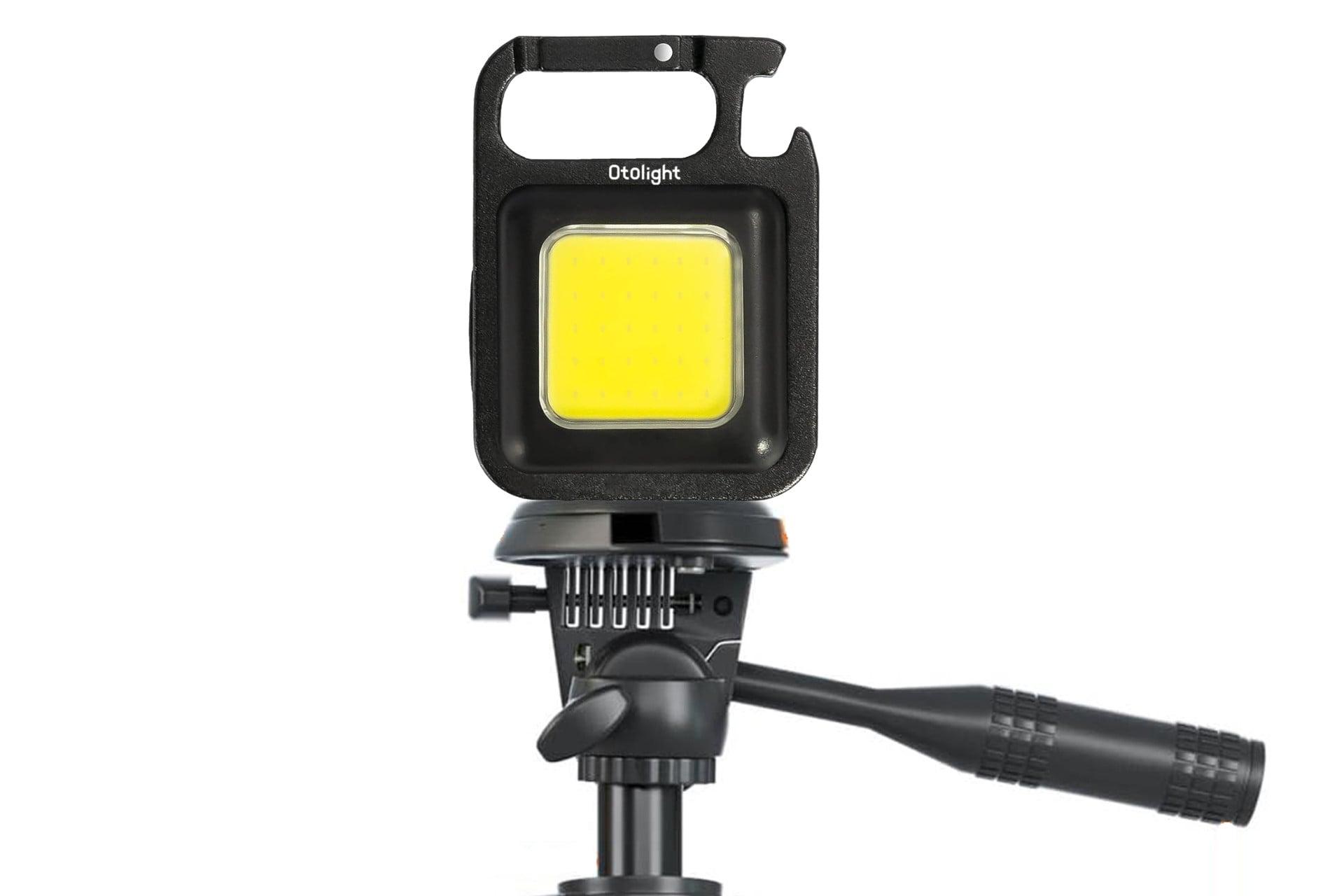 چراغ قوه اتولایت Otolight Keychain Light روی سه پایه