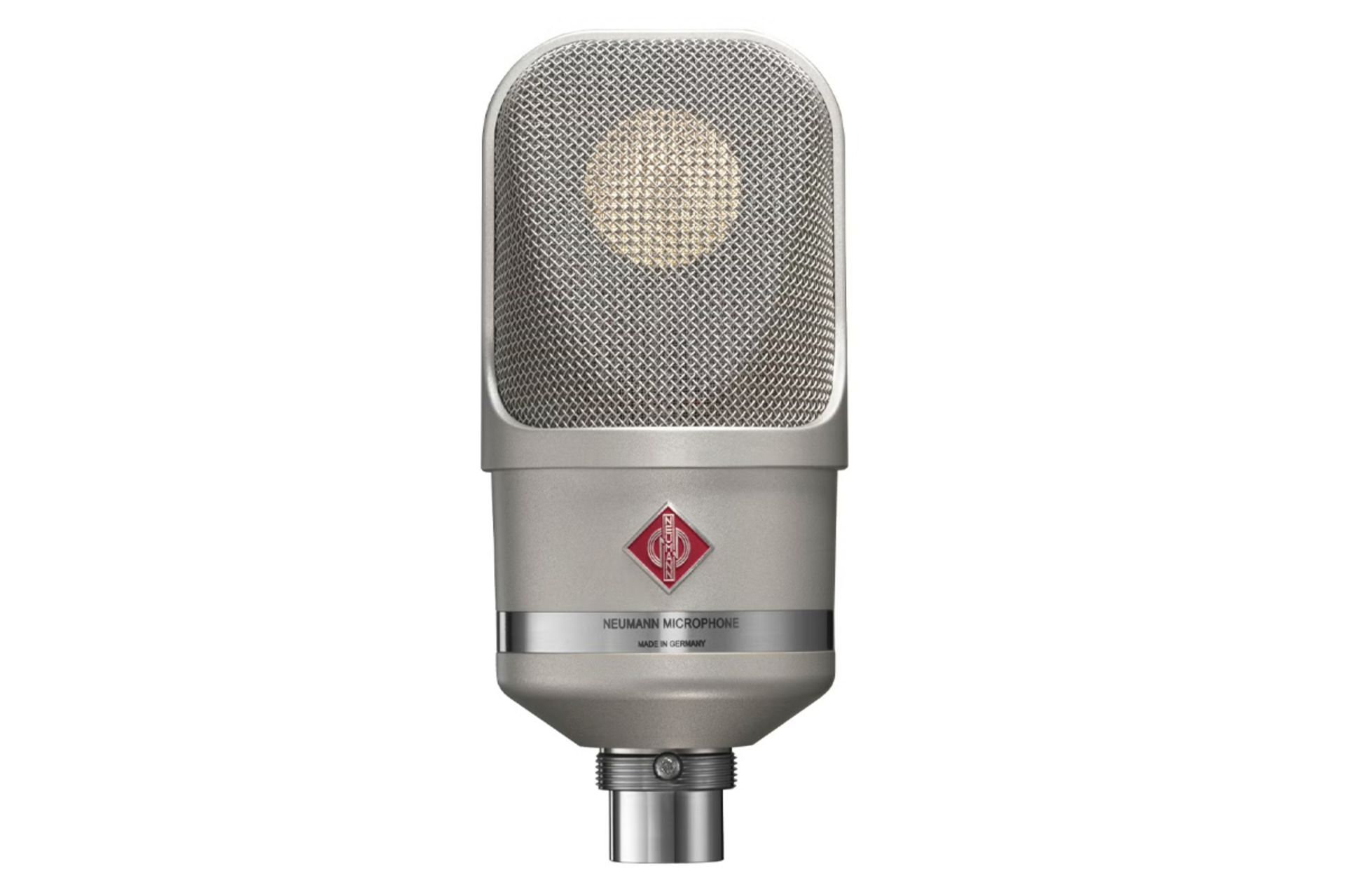 ابعاد و اندازه میکروفون نیومن TLM 107