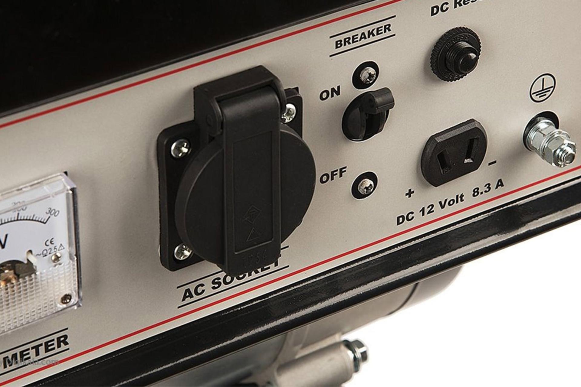 موتور برق گرین پاور Green Power CC2500-A نمای پنل جلو