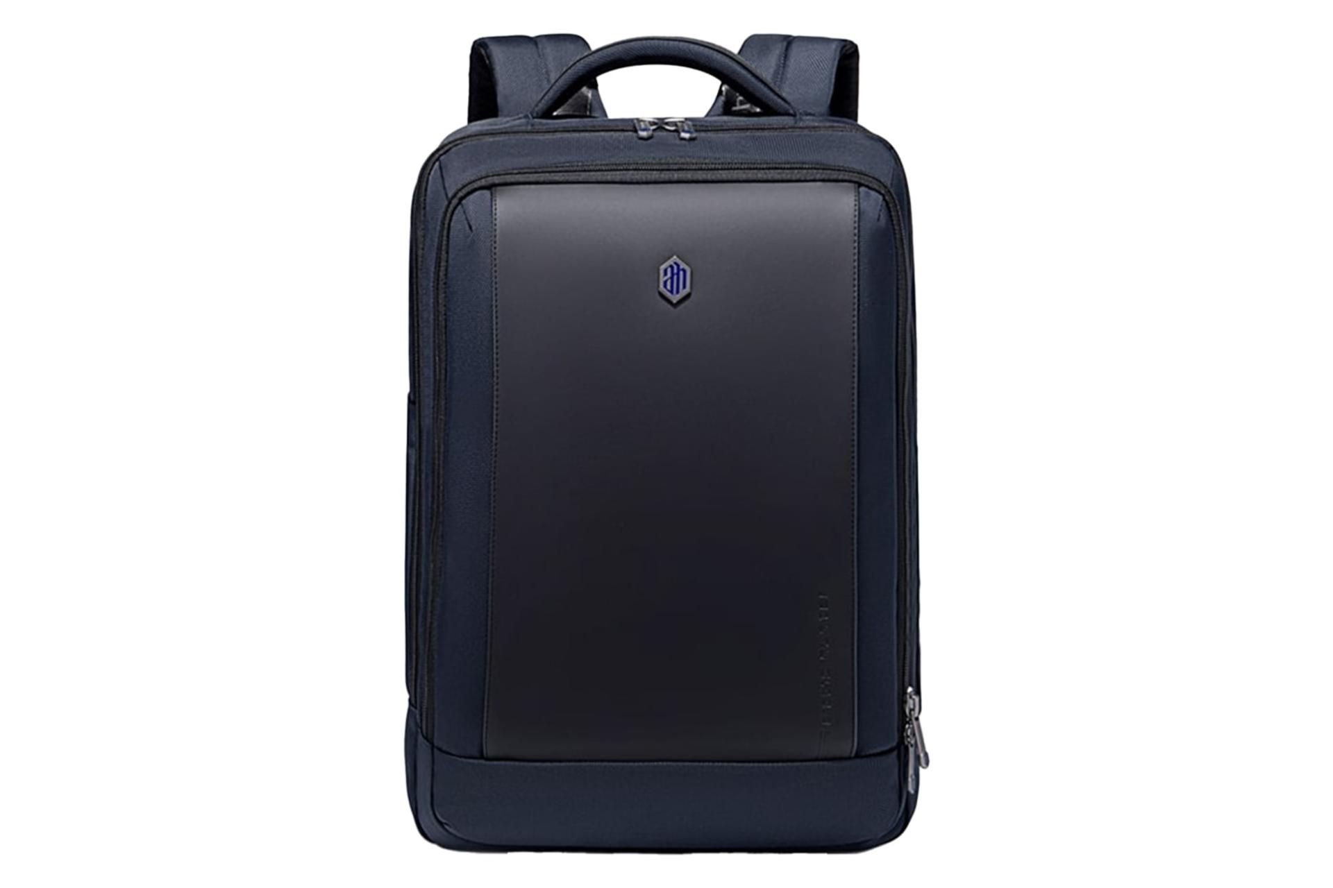 نمای جلوی کوله پشتی لپ تاپ آرکتیک هانتر B00550 مناسب 15.6 اینچ با نمایش لوگو رنگ آبی