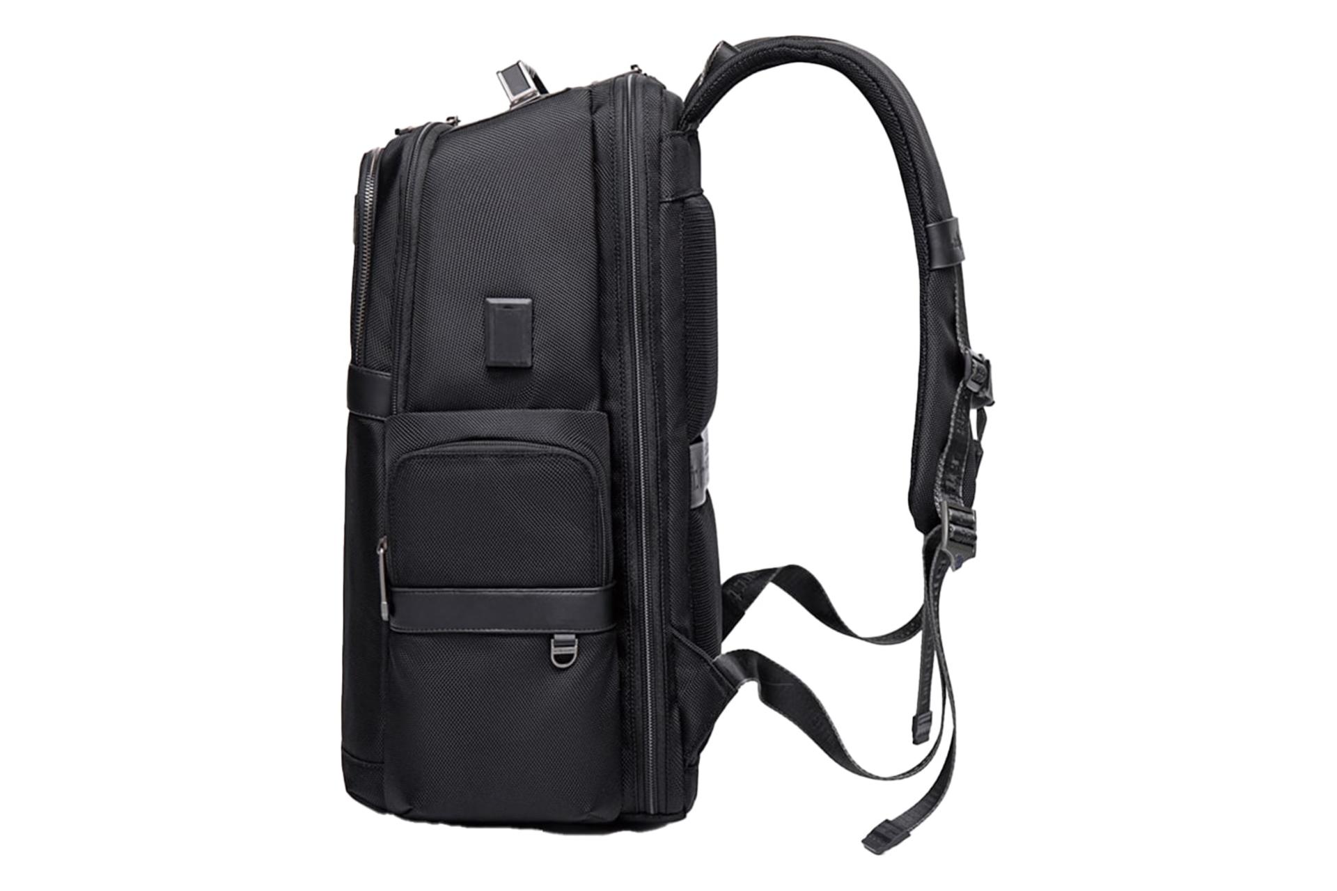 نمای کناری کوله پشتی لپ تاپ آرکتیک هانتر B00449 مناسب 15.6 اینچ با نمایش جیب کناری و بندها