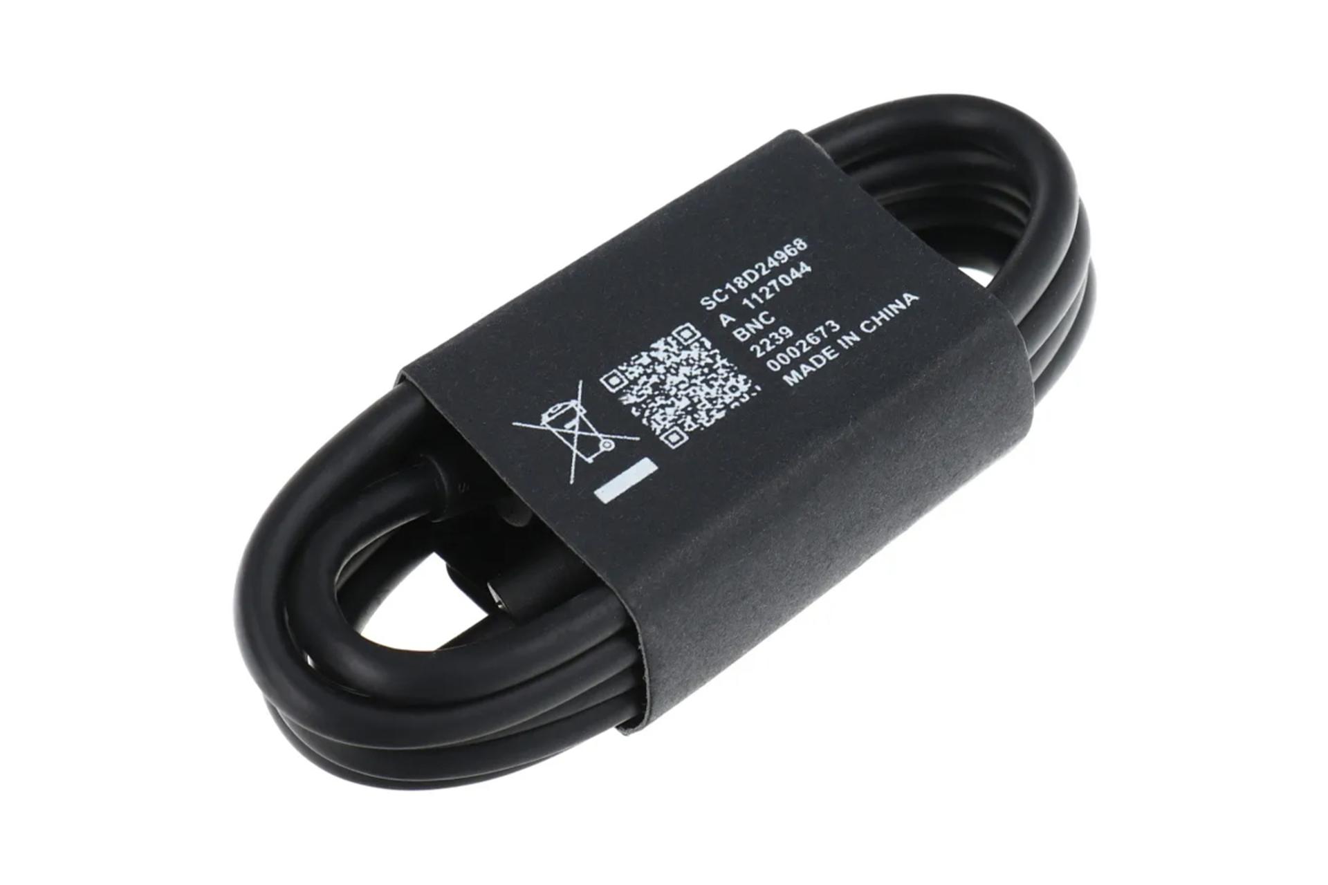 کابل شارژ USB موتورولا Type-C به Type-C مدل SC18D24968 با طول 1 متر