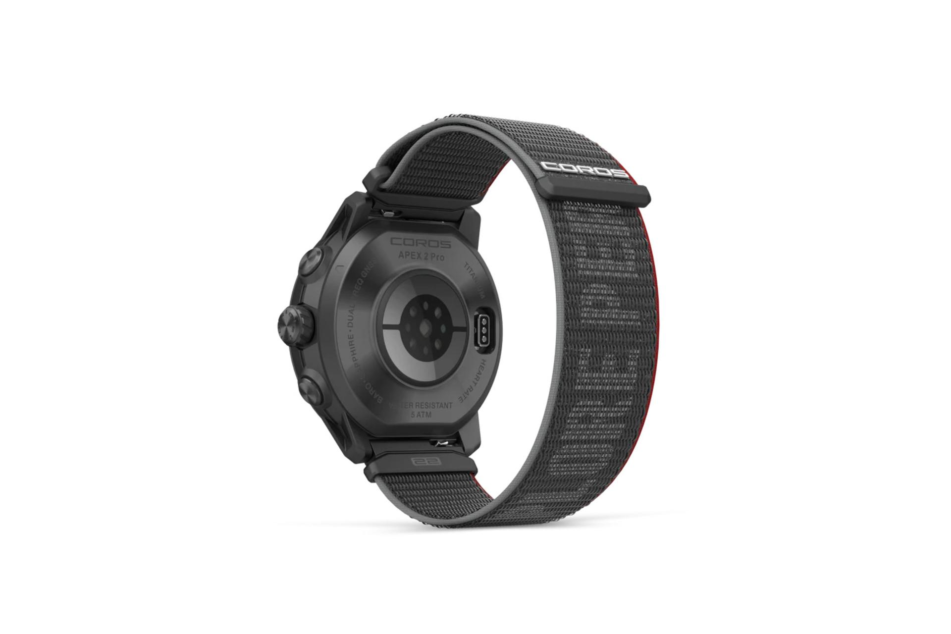 نمای پشت ساعت هوشمند کروس APEX 2 Pro