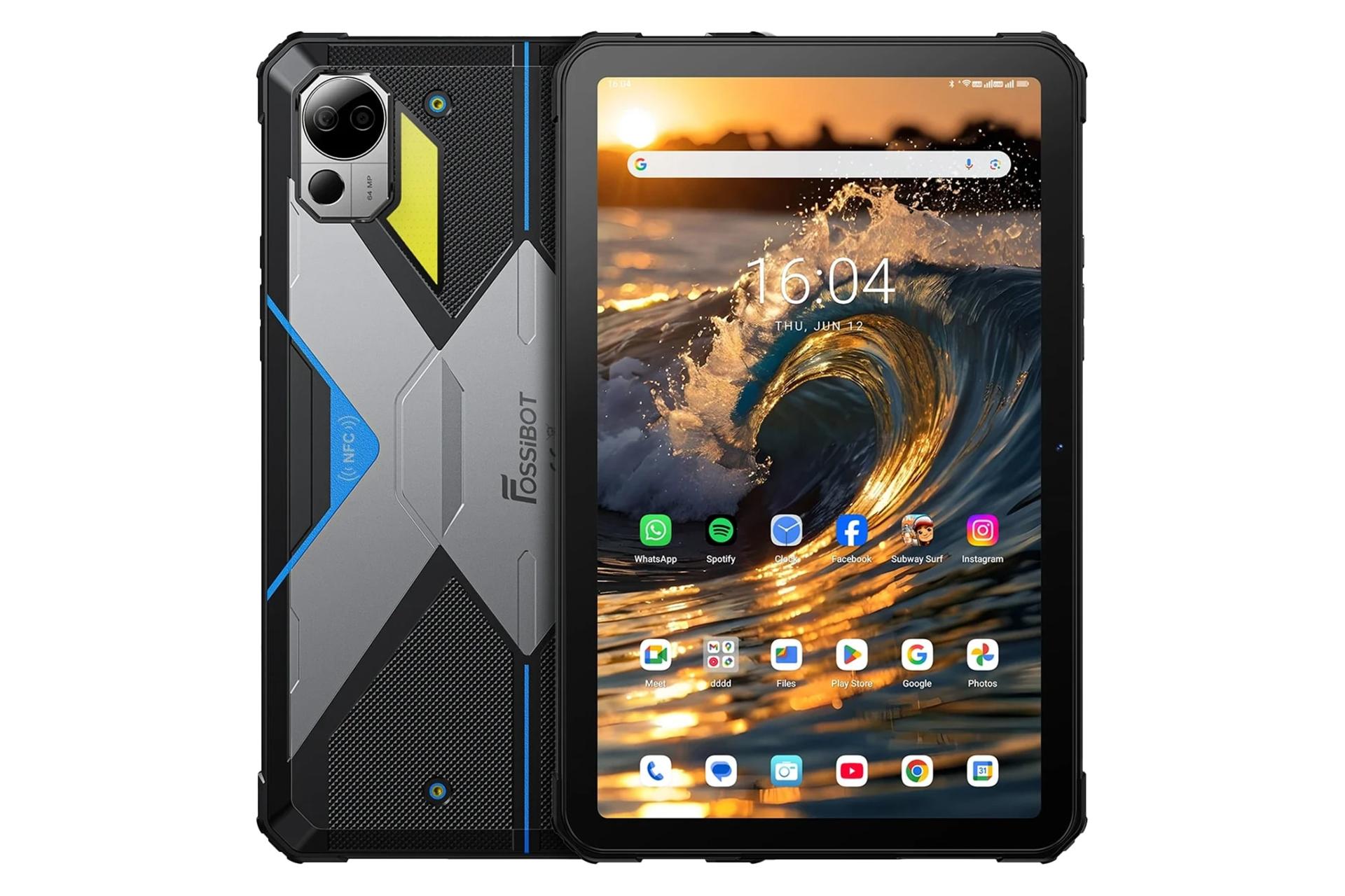 نمای کلی تبلت فوسیبات DT3 با نمایشگر روشن و نمایش لوگو و دوربین پنل پشت