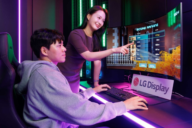 این اولین نمایشگر 720 هرتزی دنیا است