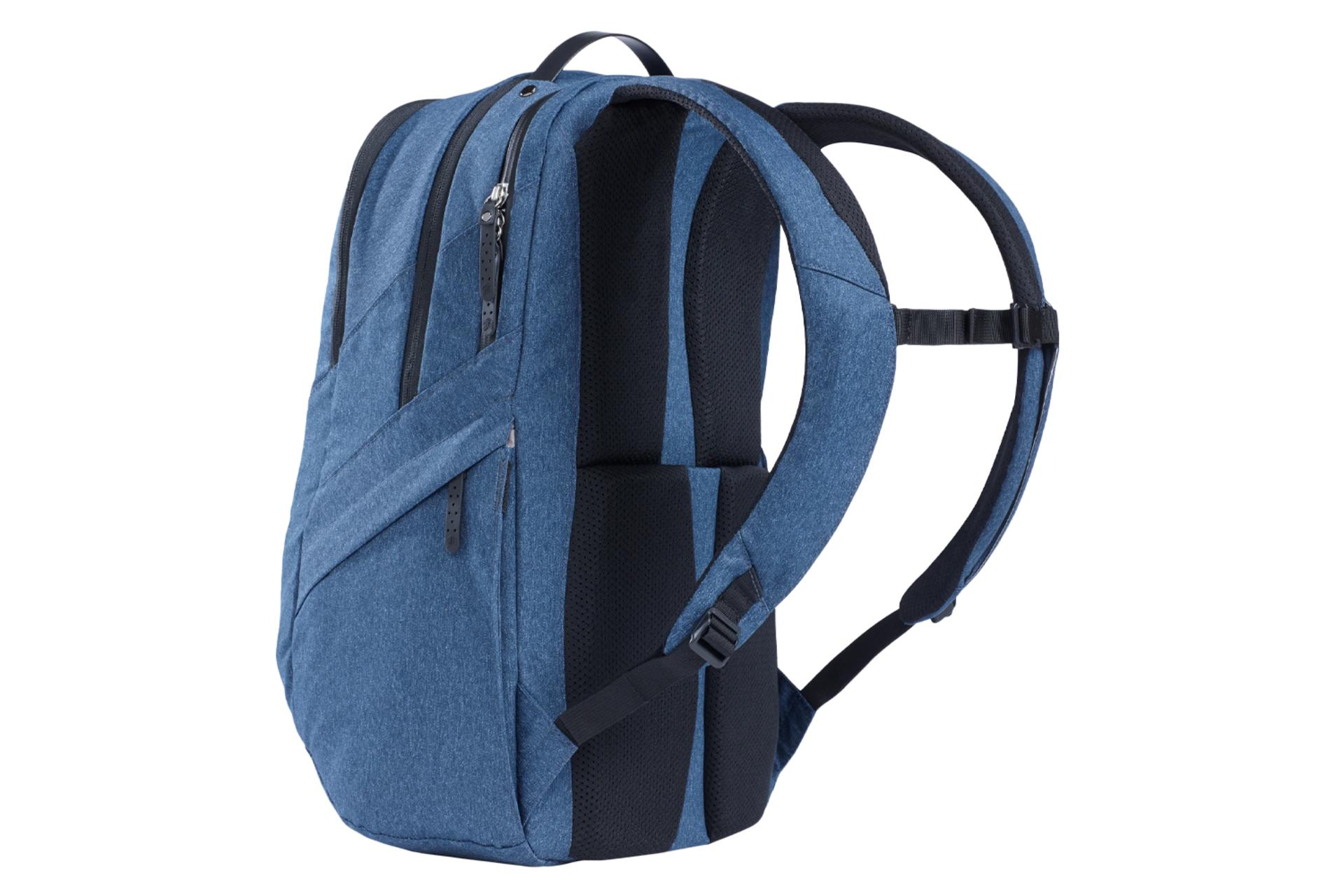 نمای کنار کیف لپ تاپ کوله پشتی لپ تاپ اس تی ام Myth 28L مناسب 15.6 اینچ